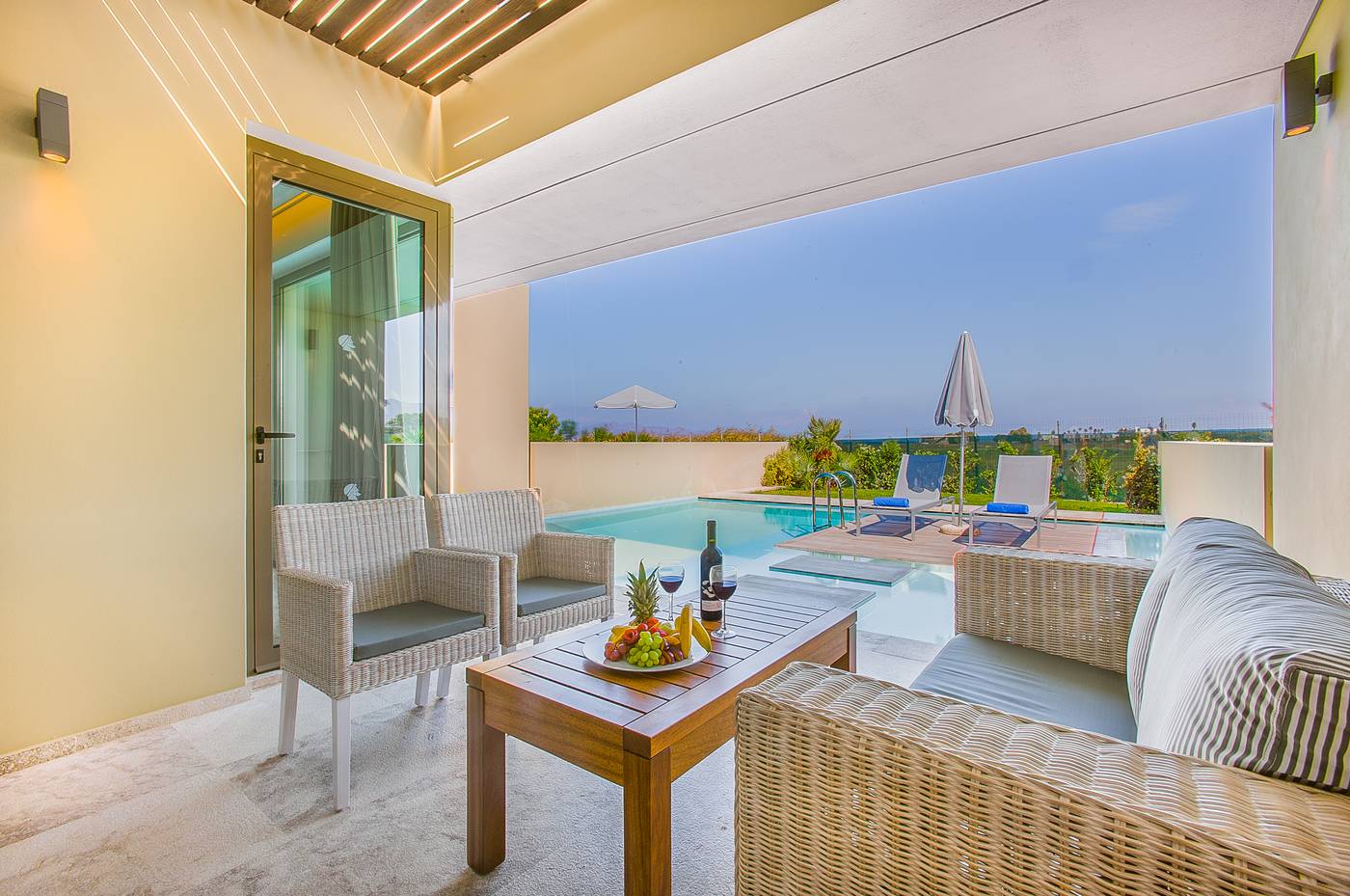 Astir-Odysseus-Room-90