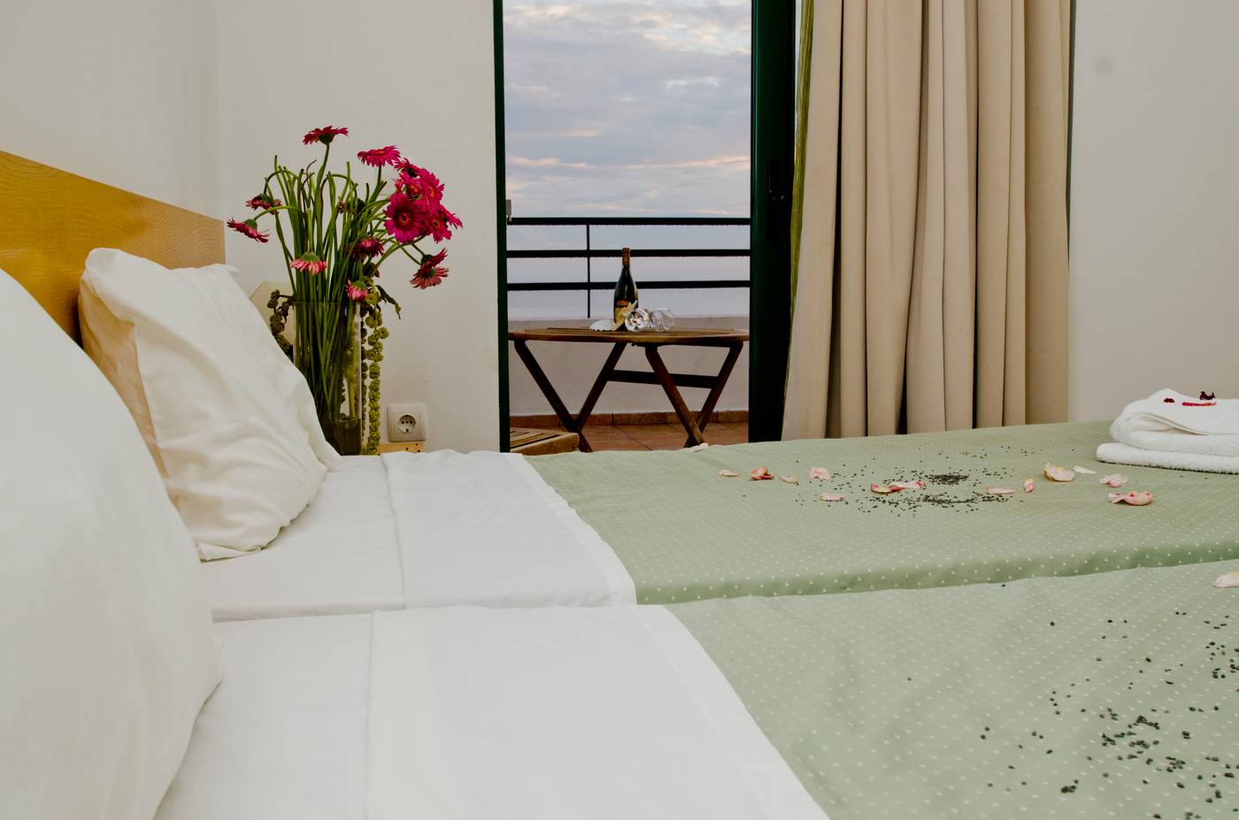 Stella--Hotel-Room-15