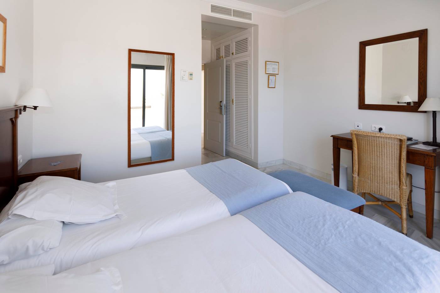 Playa-de-la-Luz-Room-27