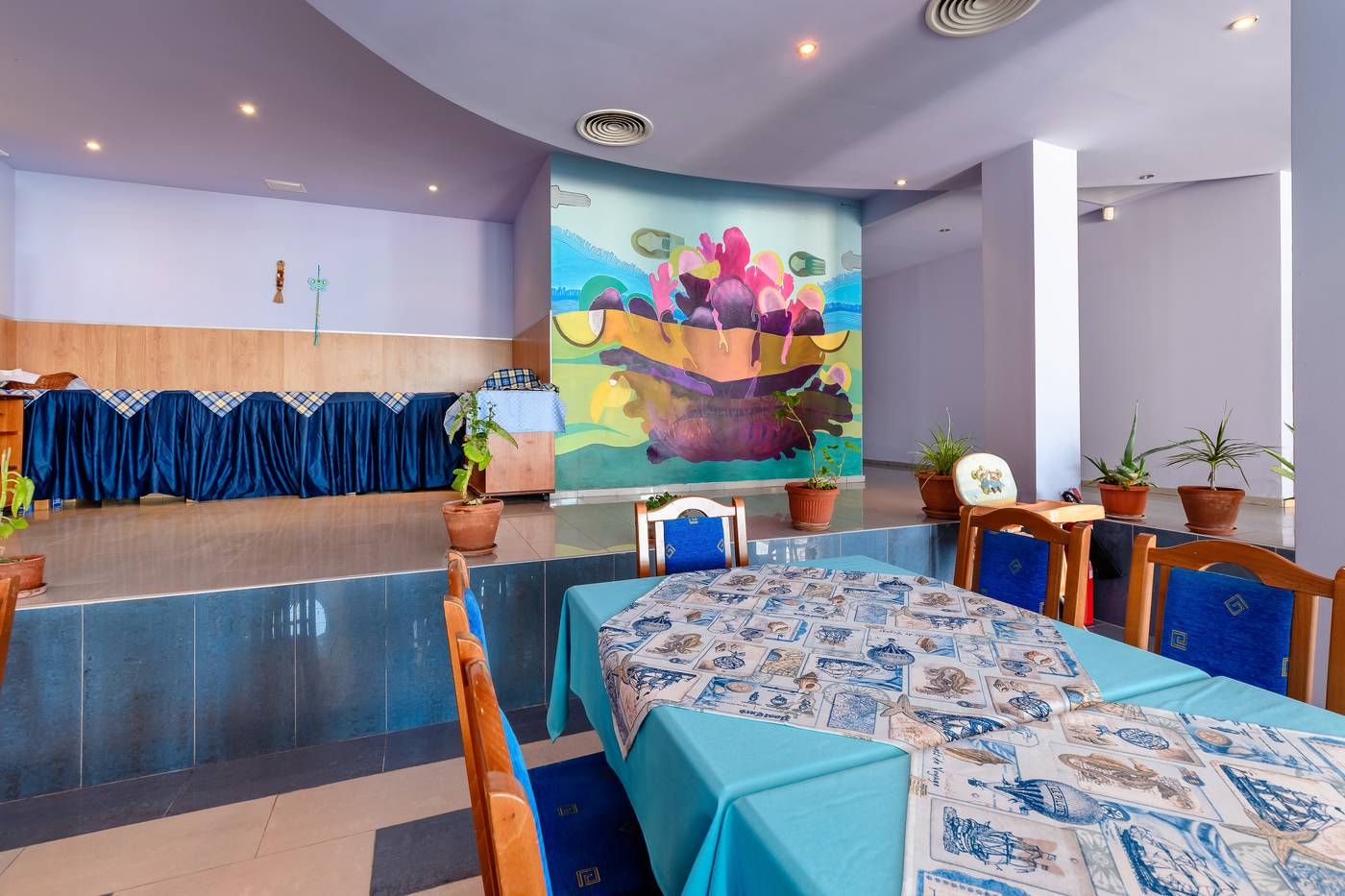 Evridika-Restaurant-40