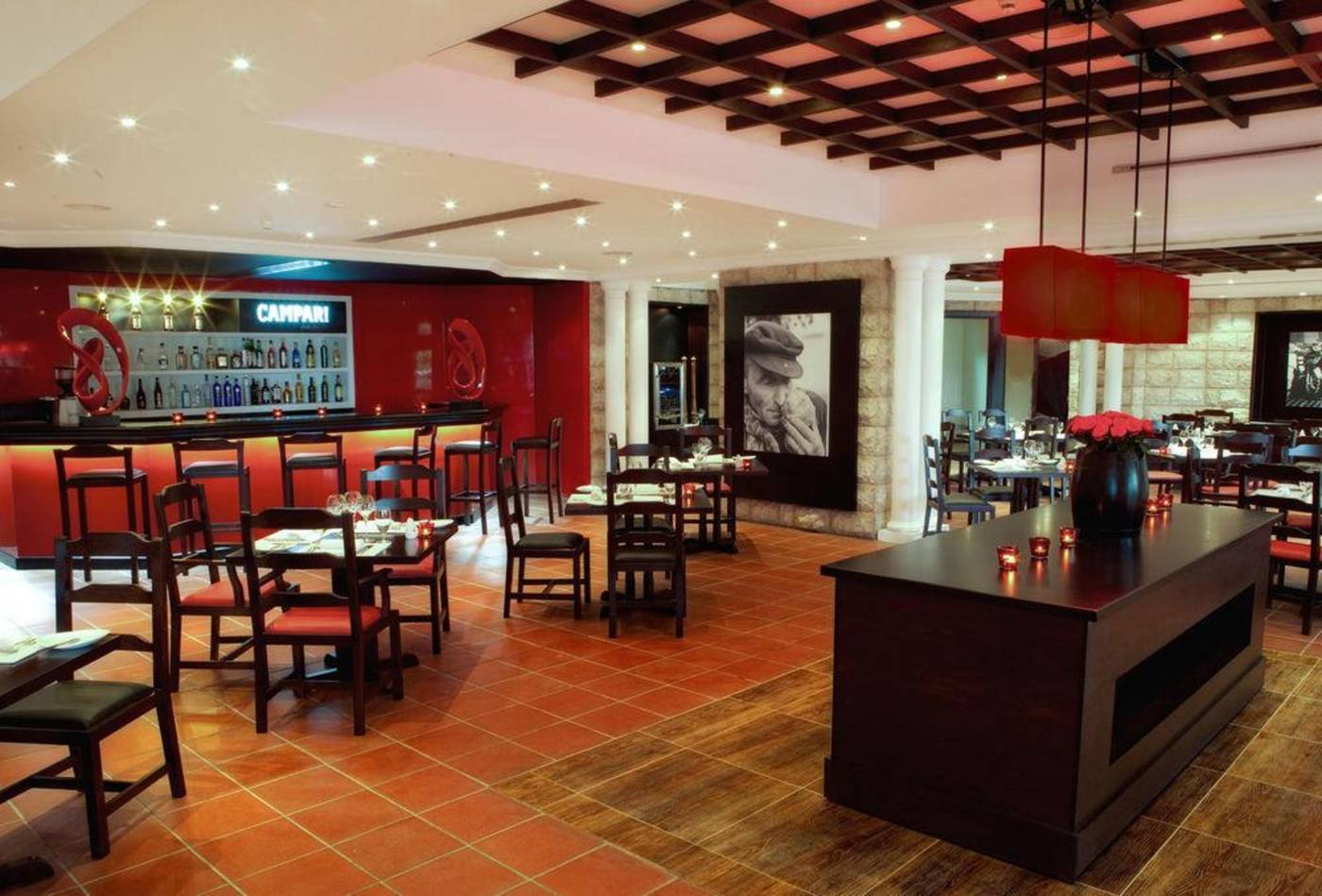 JA-Beach-Hotel-Bar-40