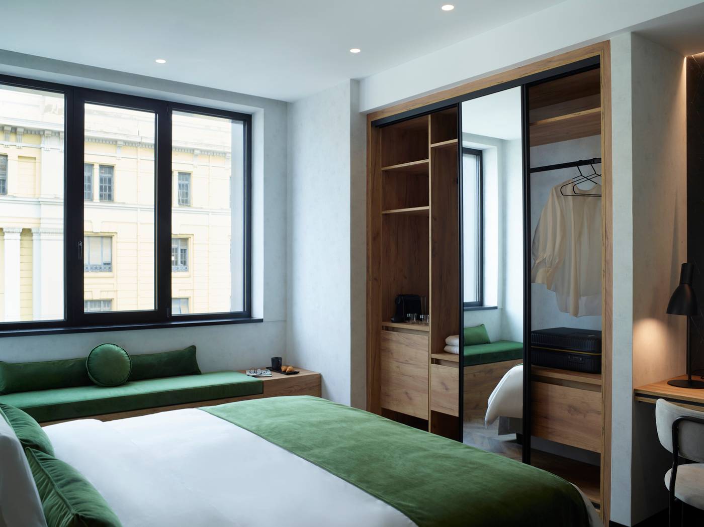 The-Port-Square-Hotel-Room-33