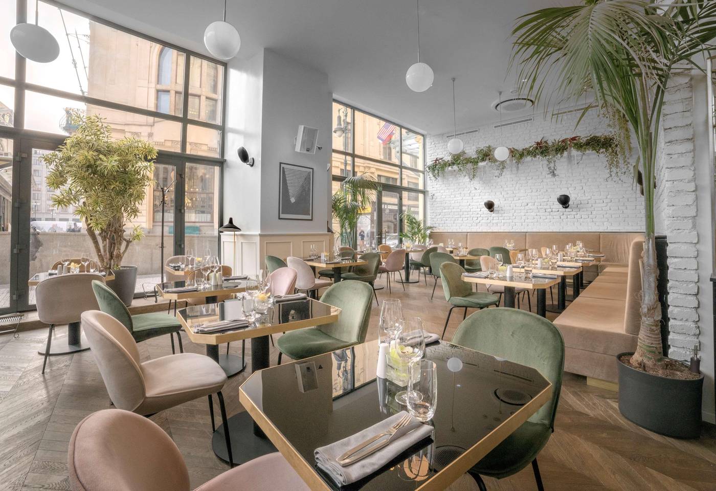 Kings-Court-Restaurant-12