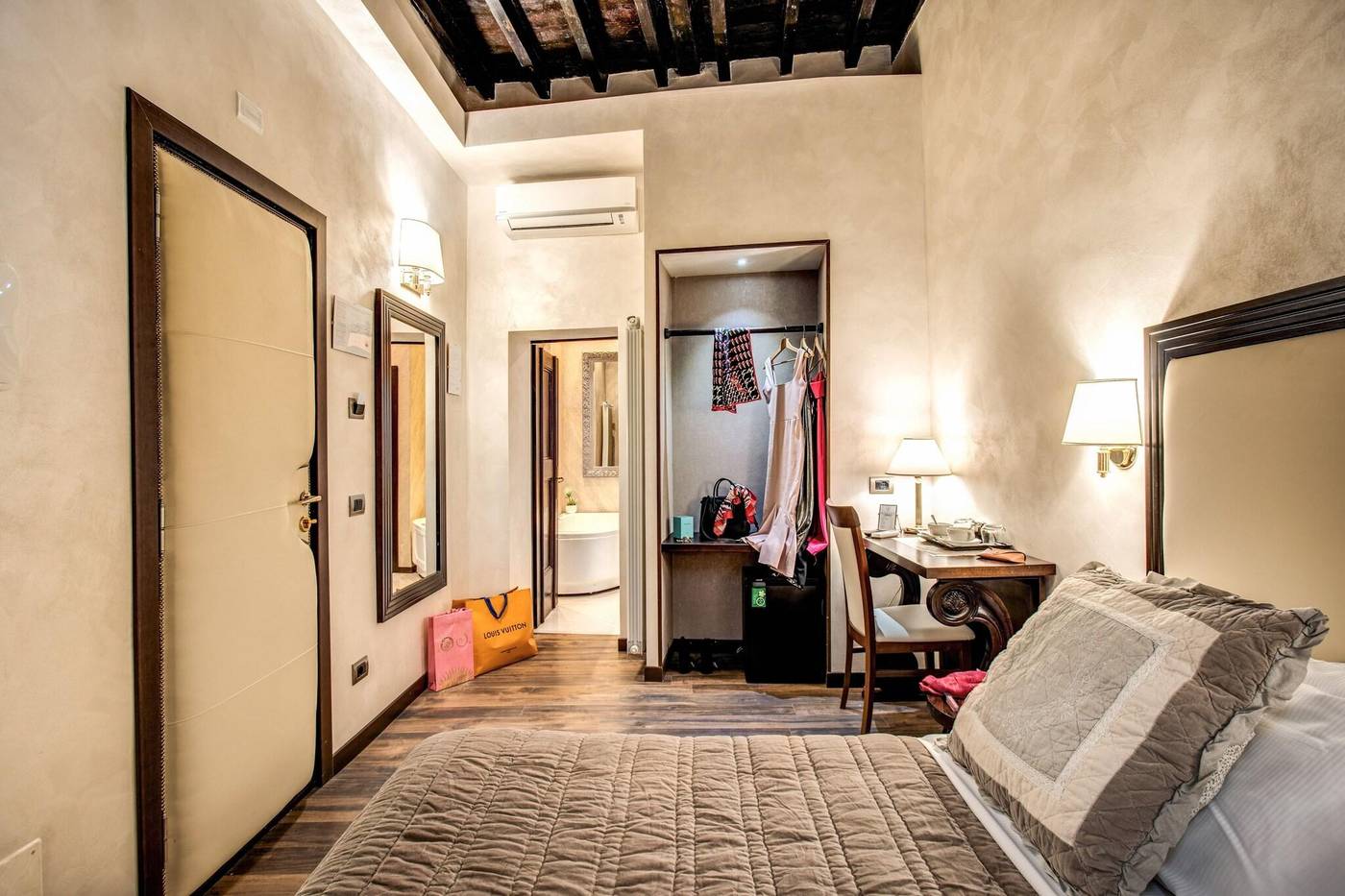 Boutique-Relais-Barozzi-Room-10