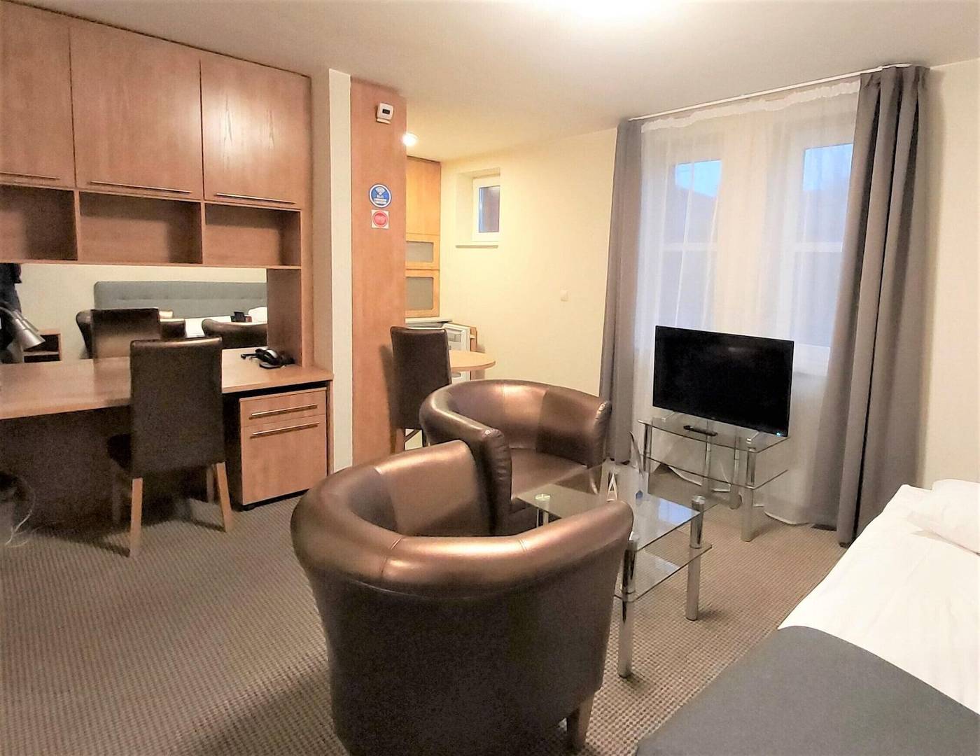 Warsaw---Apartments-Apartamenty-Sadyba-Room-27