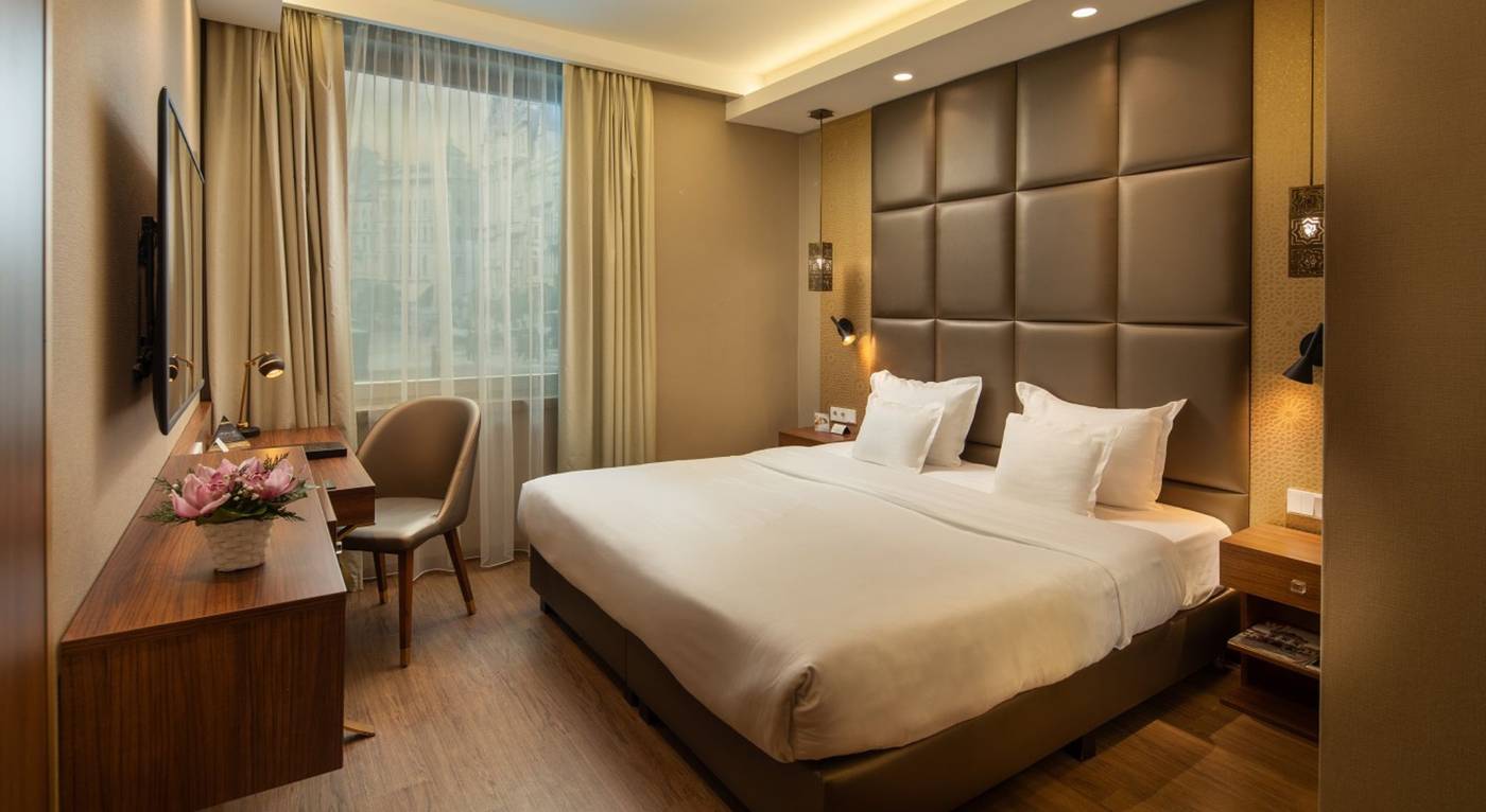 Continental-Hotel-Budapest-Room-24