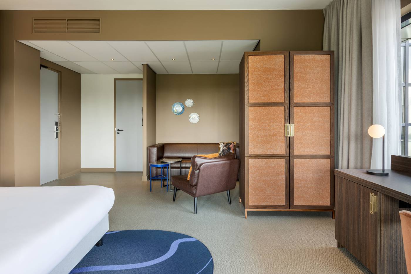 Corendon-Plaza-Amsterdam-Schiphol-Airport-Hotel-Room-7