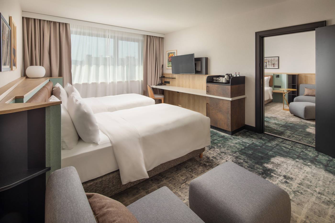 Crowne-Plaza-Budapest-Room-27