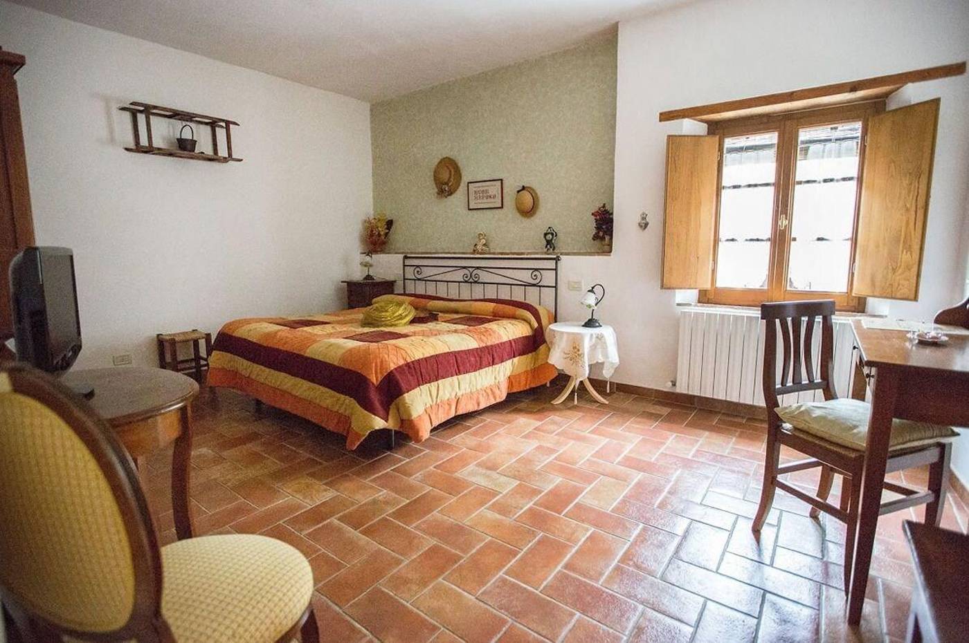 Podere-Il-Pero-Room-11
