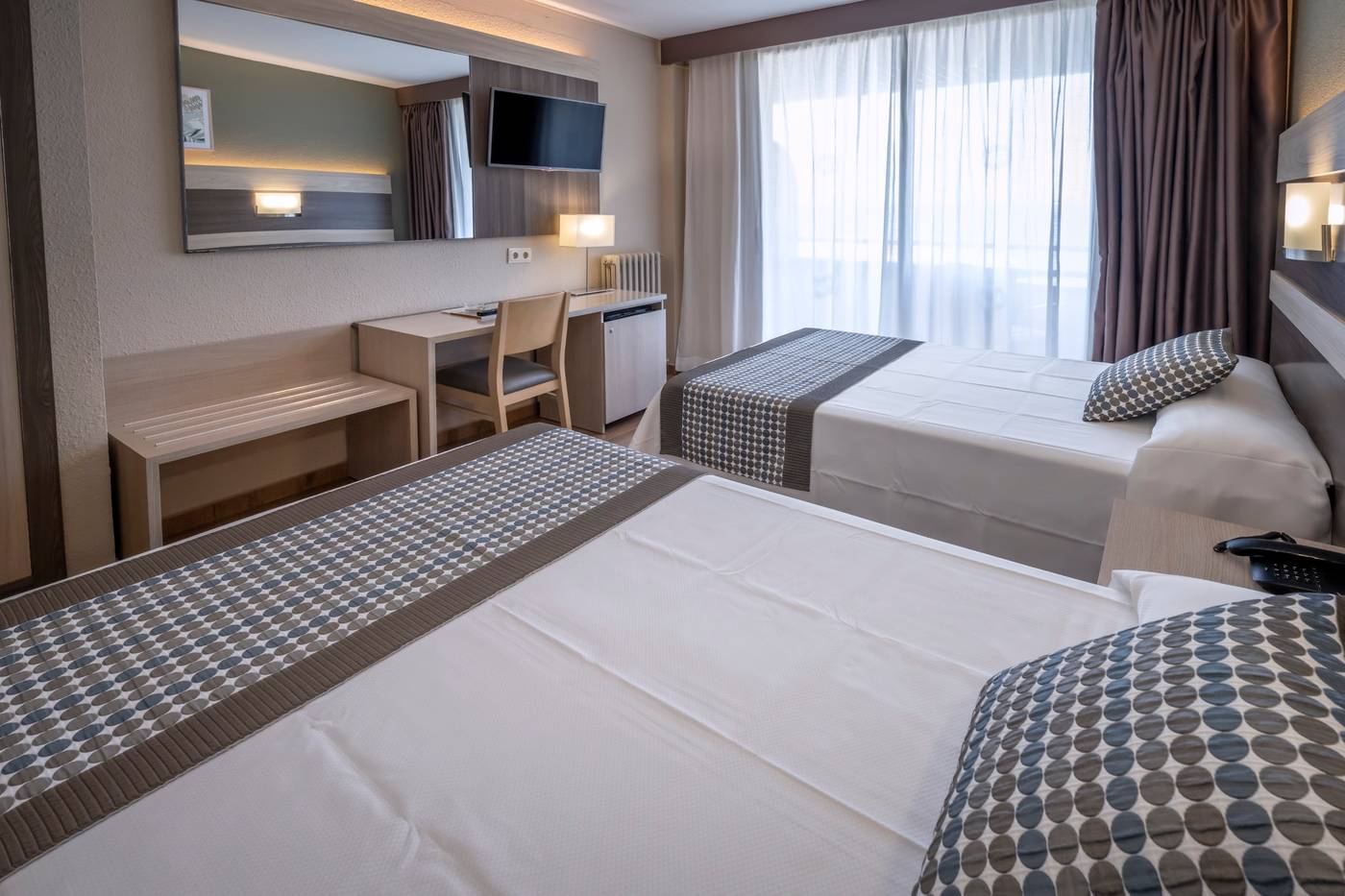 4R-Playa-Park-Room-32