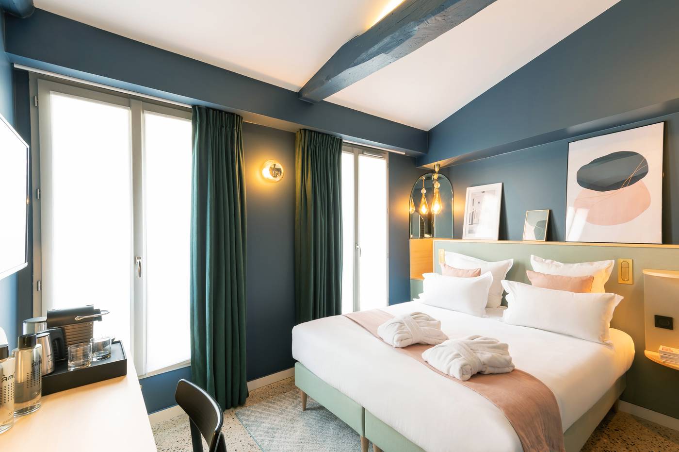 Hotel-Amoi-Paris-Room-20