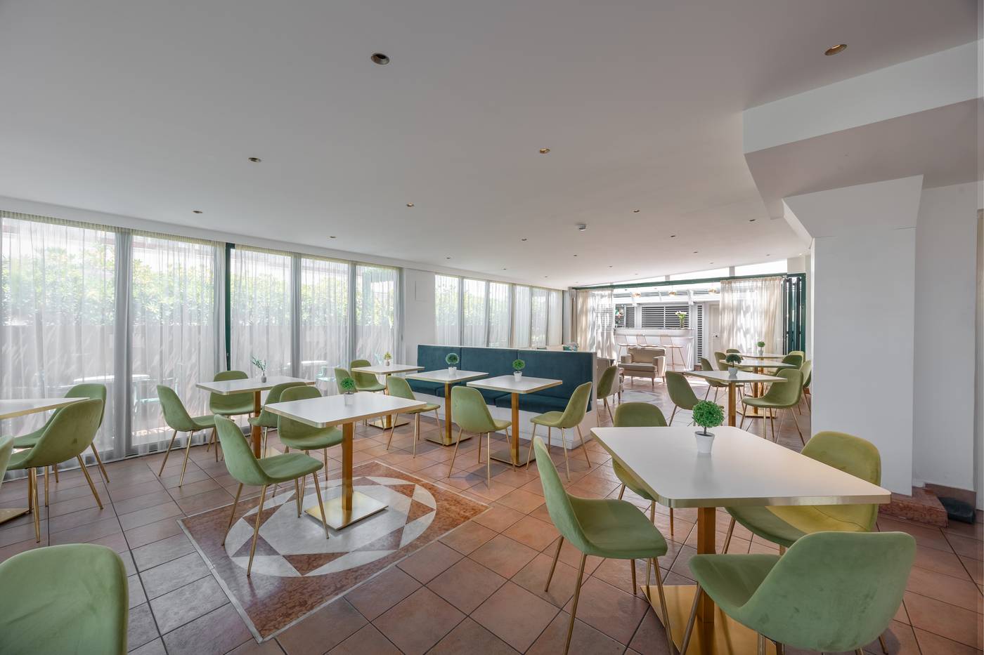 Palladium-Palace-Restaurant-16