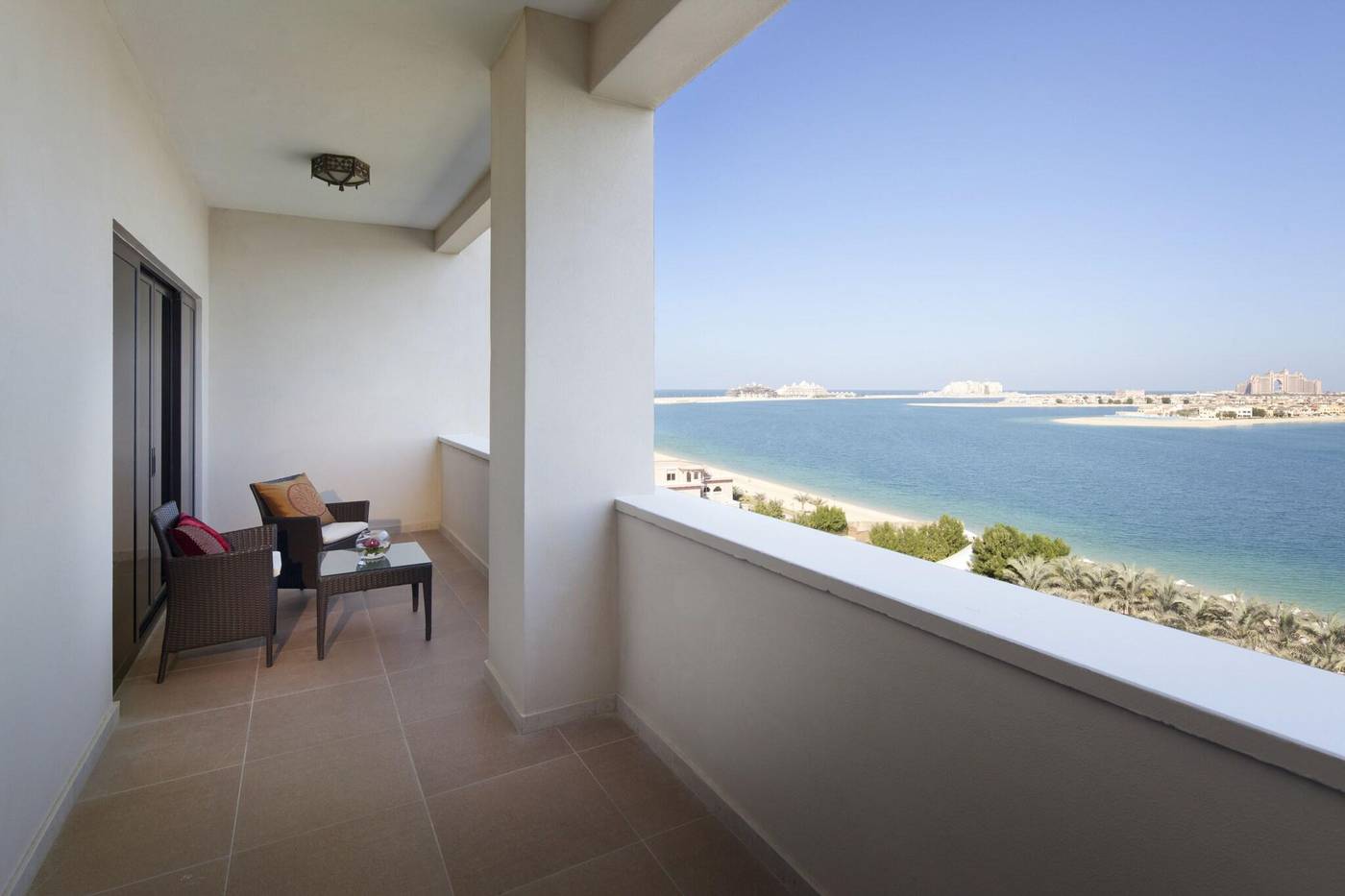 Jumeirah-Zabeel-Saray-Beach-88