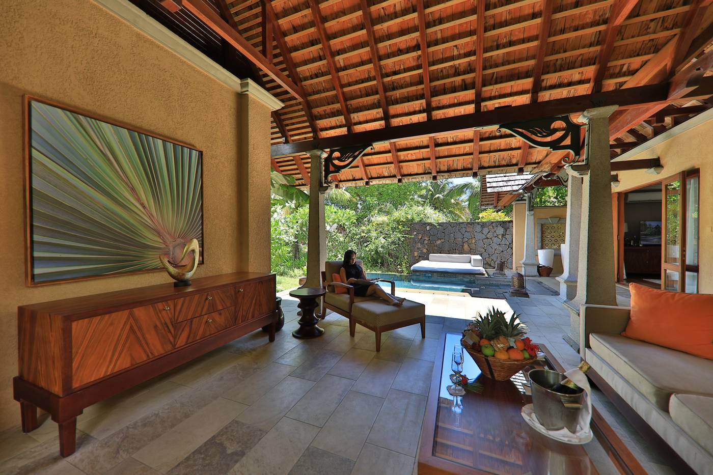 Maradiva Villas Resort & Spa