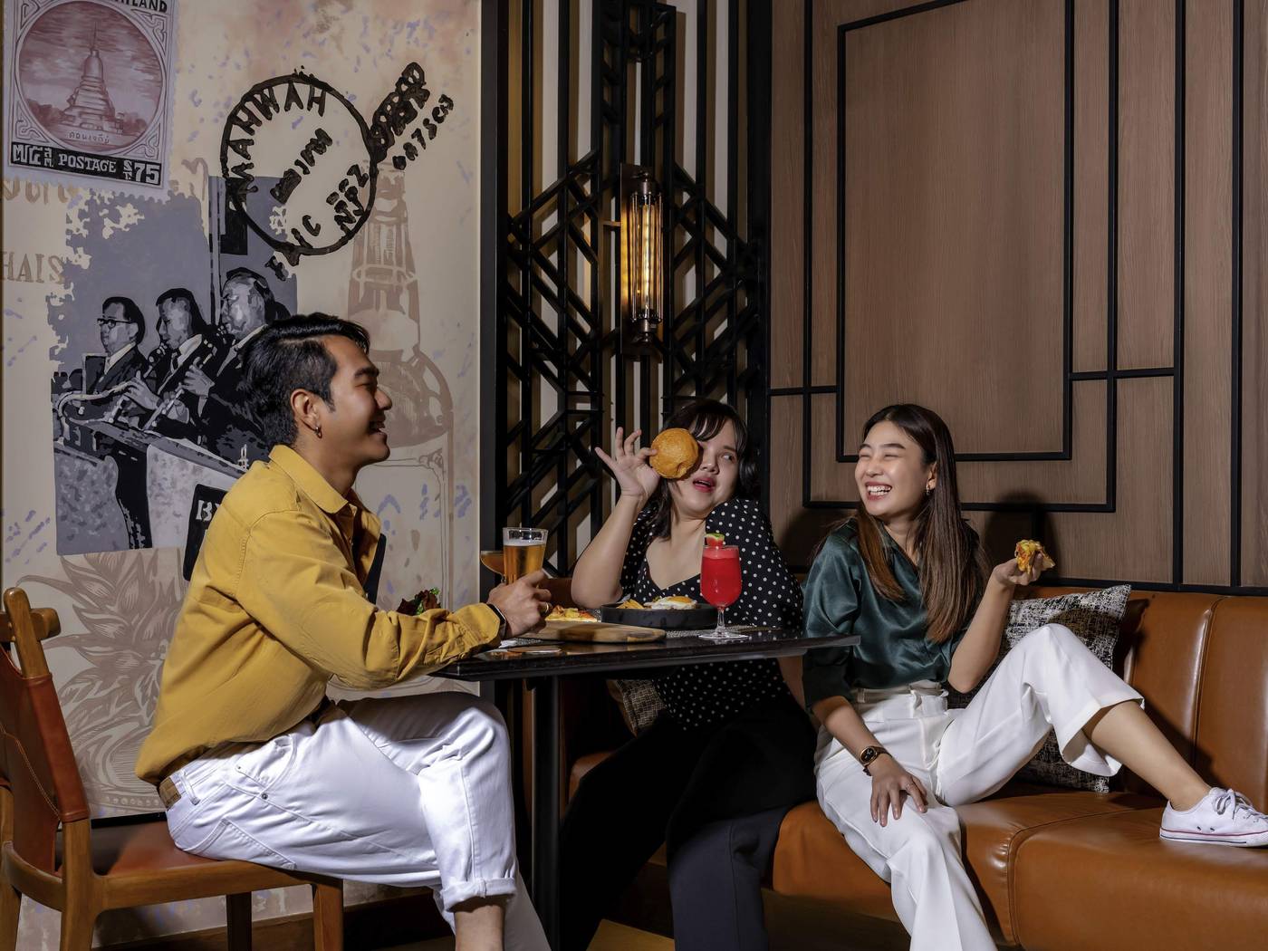 ibis-Styles-Bangkok-Silom-Restaurant-27