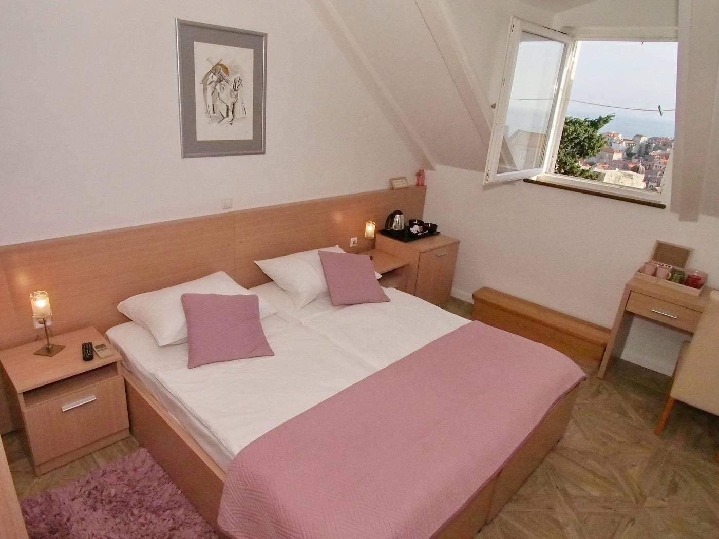 Apartments-Ivusic-Room-10