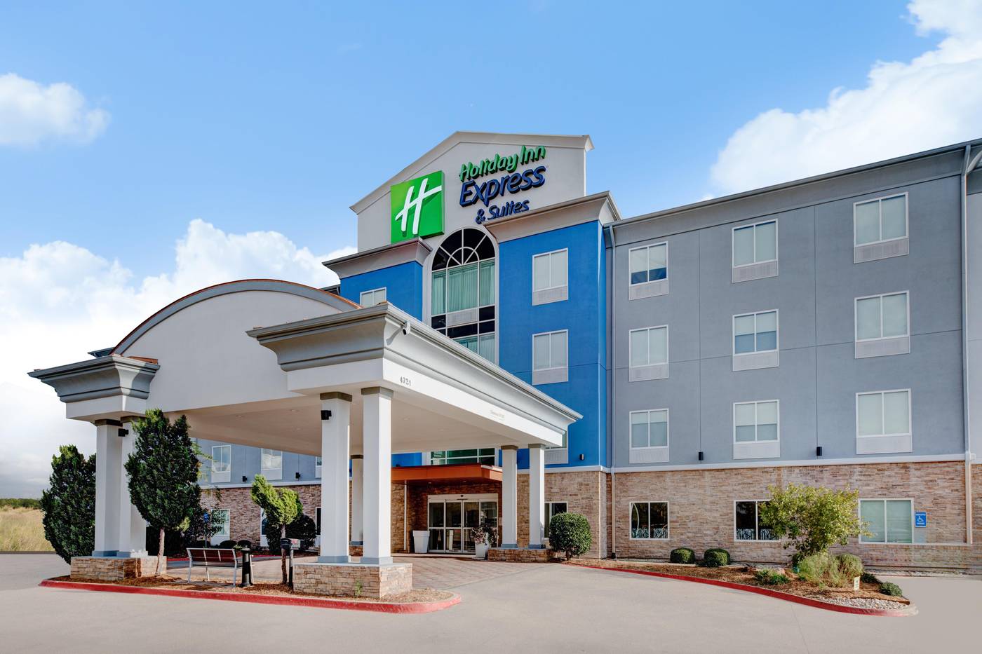 Holiday Inn Express Hotel & Suites Dallas West IHG-United States-DALLAS-General view-3