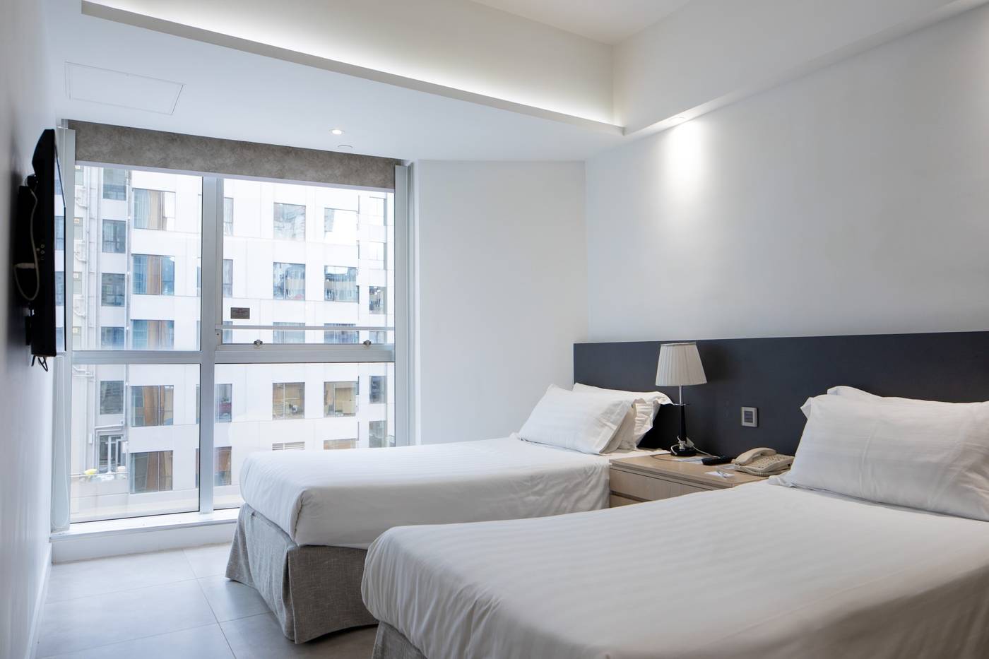 Wifi-Boutique-Room-10