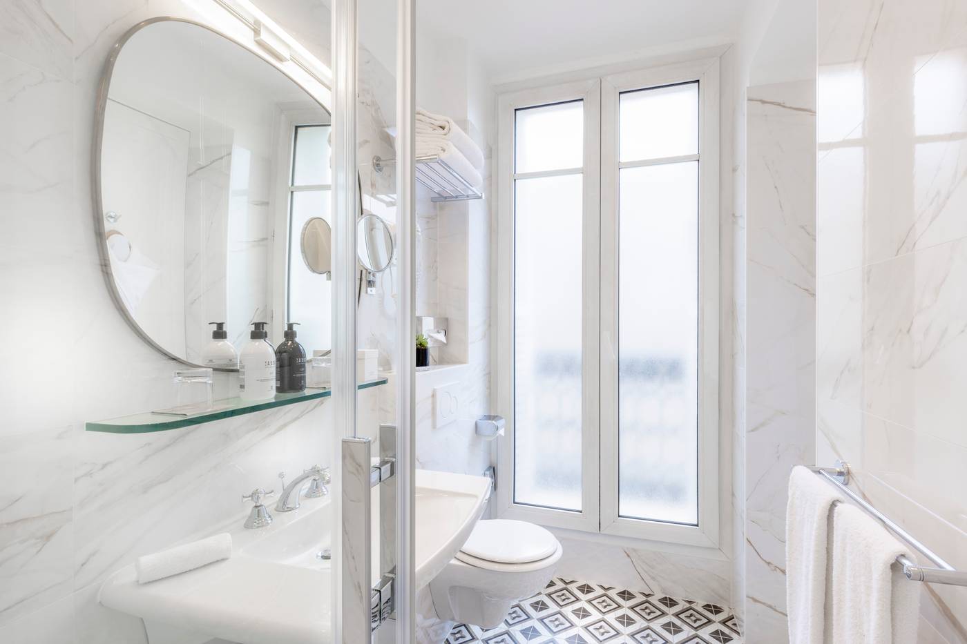 Hotel-Claridge-Worldhotel-Room-32