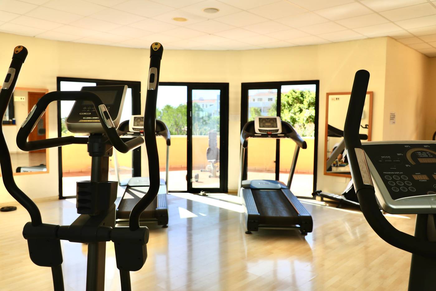 Grand-Muthu-Golf-Plaza-Hotel---Spa-Sports-and-Entertainment-92