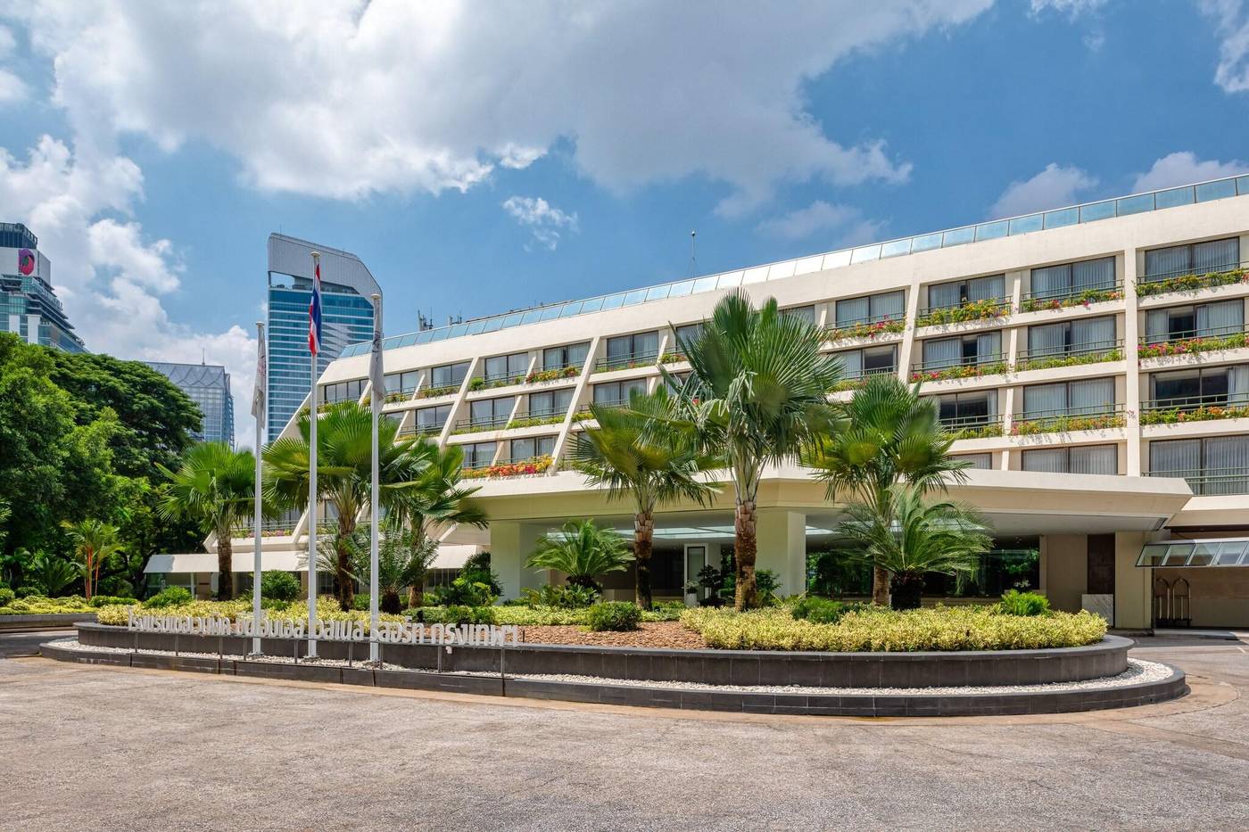 Movenpick-BDMS-Wellness-Resort-Bangkok-General-view-2