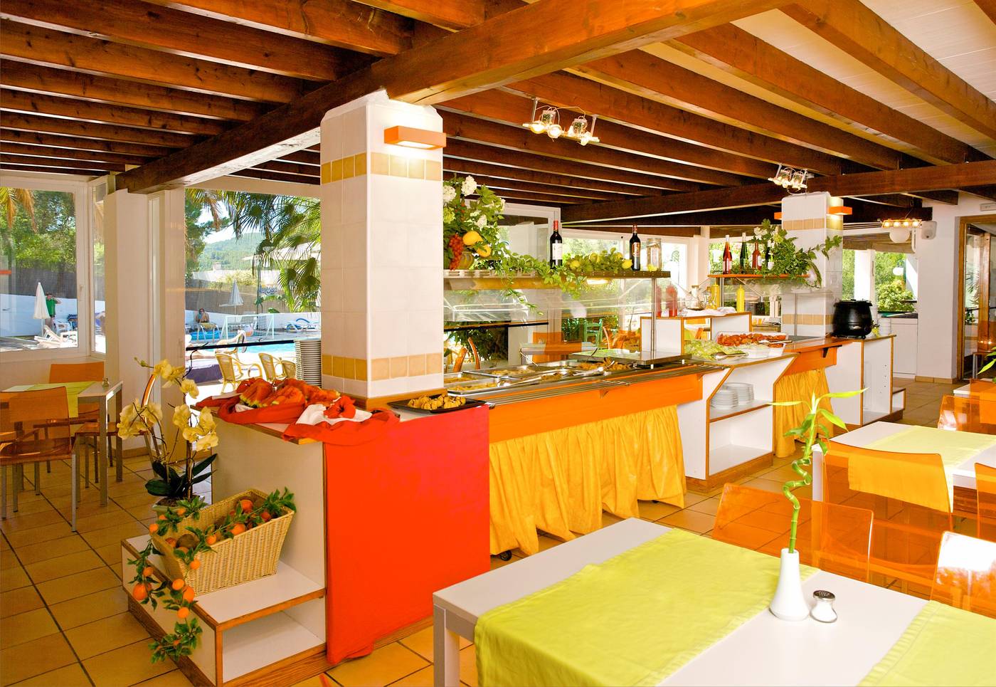 Complejos-San-Miguel-Park---Esmeralda-Mar-Restaurant-32