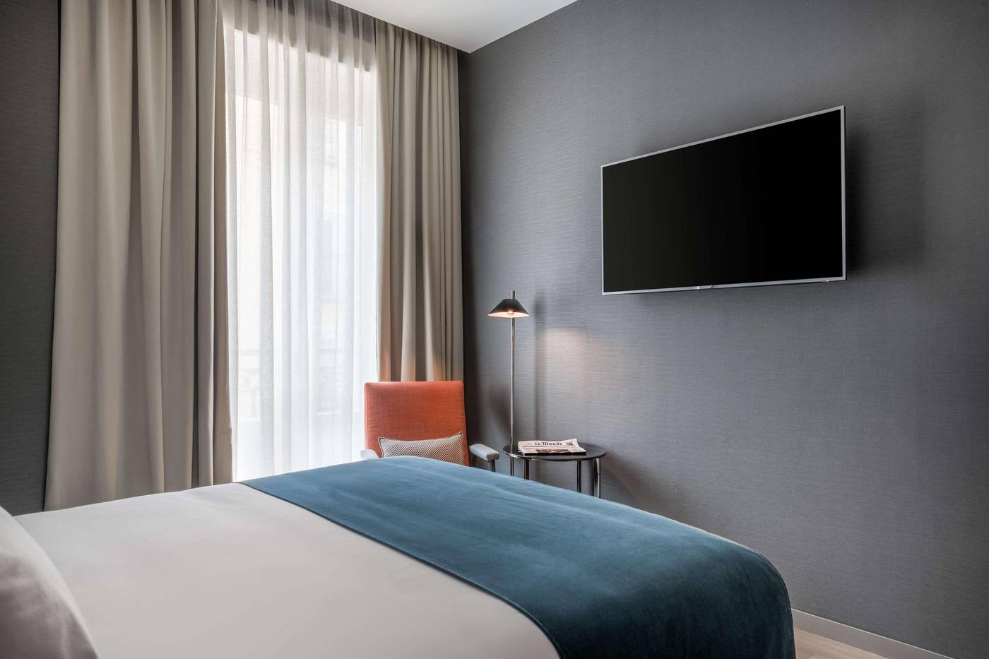 NH-Collection-Madrid-Gran-Via-Room-31