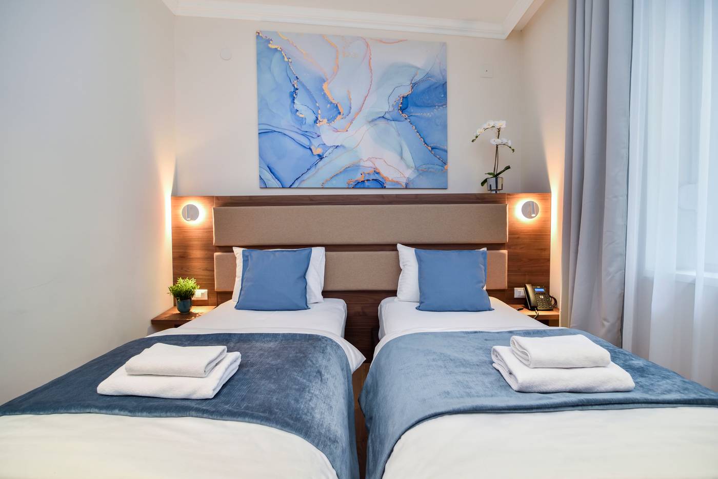 Hotel Opera-Serbia-BELGRADO-Room-6