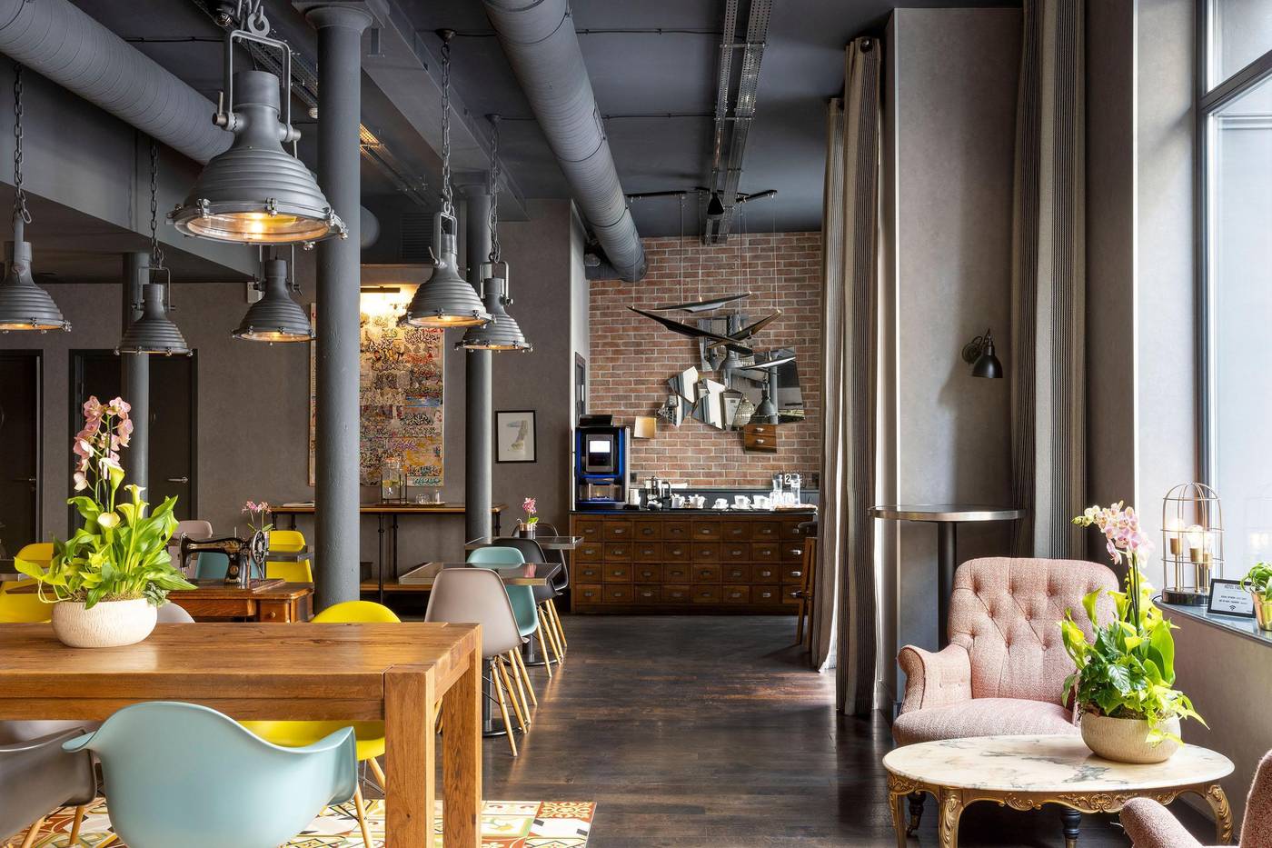 Fabric-Hotel-Restaurant-12