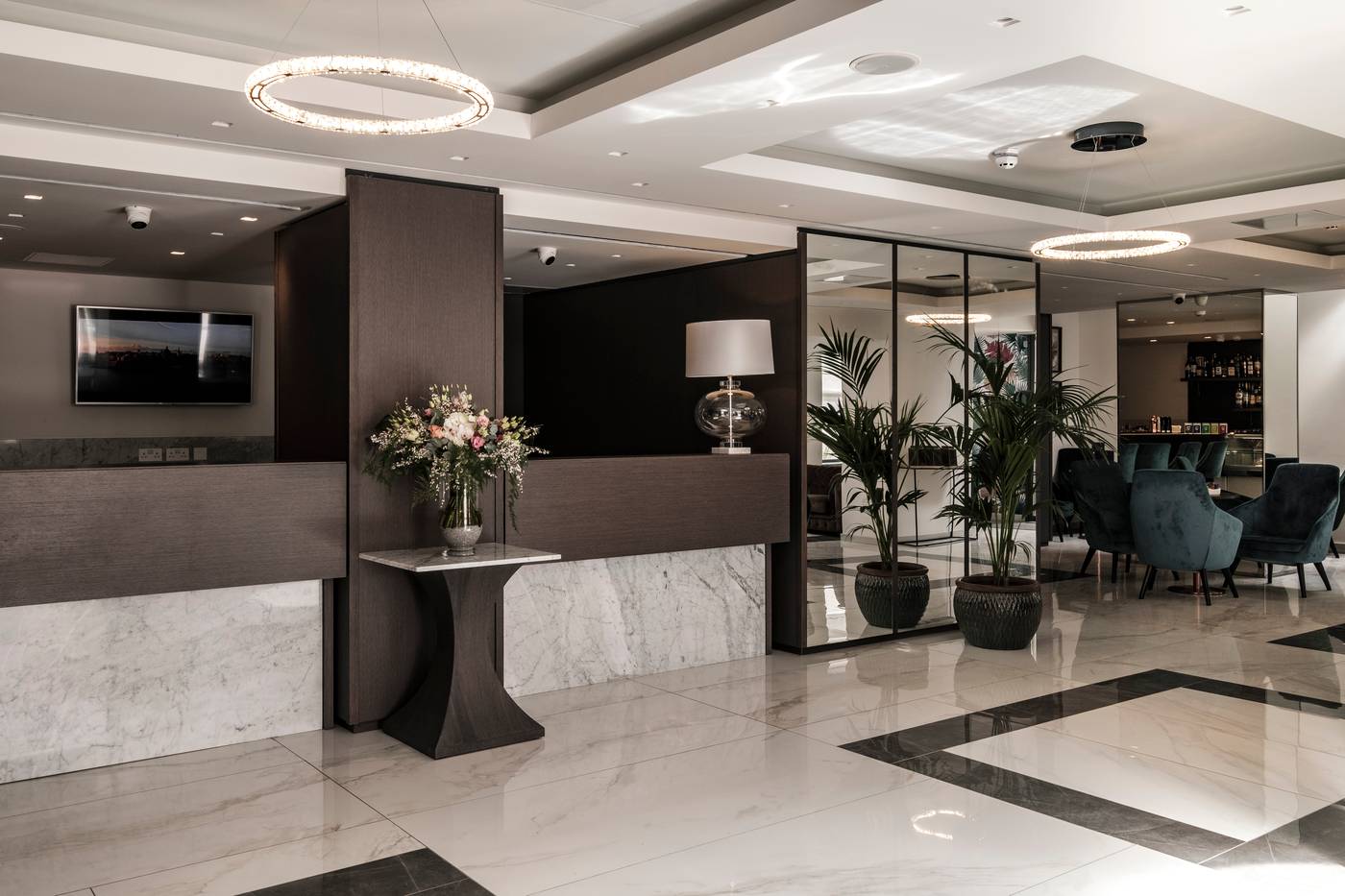 Urban-Valley-Resort---Spa-Lobby-58