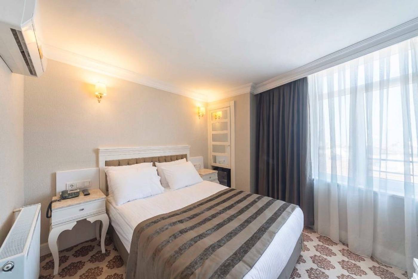 Kunlun-Kensington-Hotel-Istanbul-Room-20