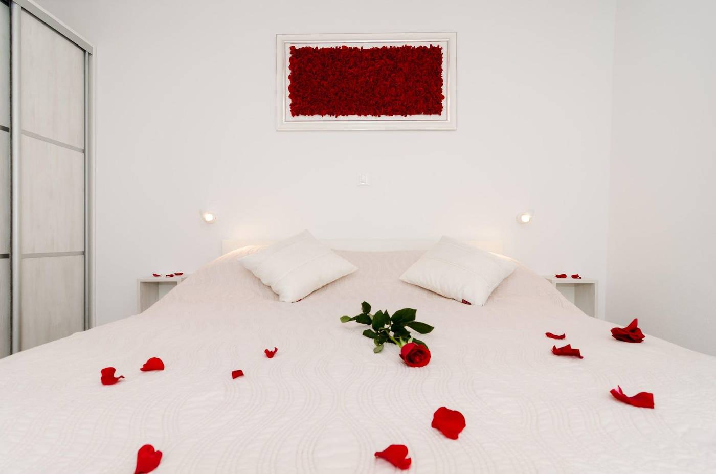 Apartments-Raic-Room-6