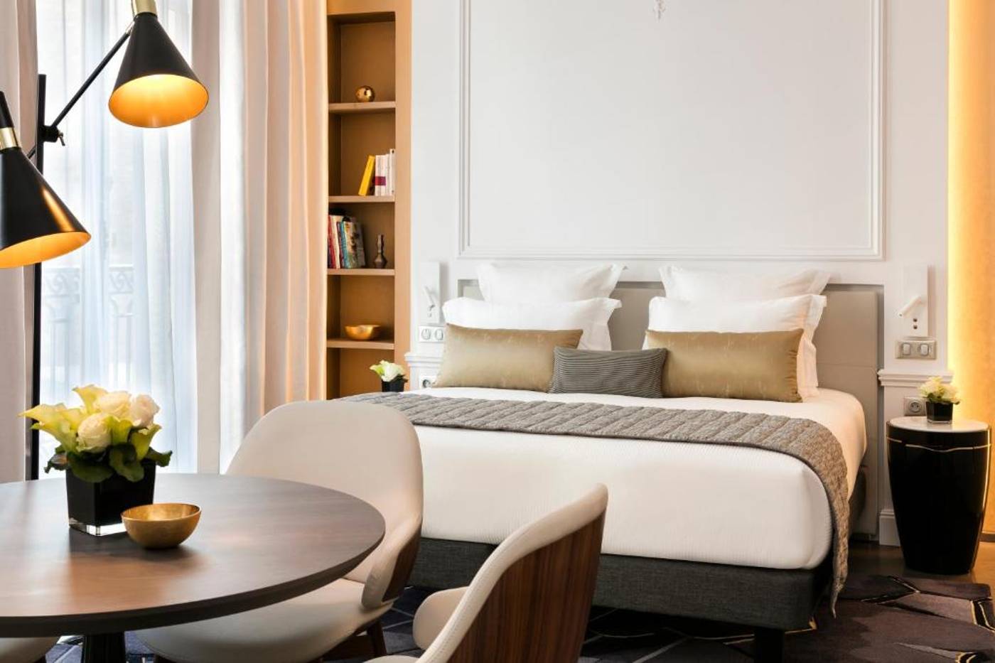 La-Clef-Champs-Elysees-by-The-Crest-Collection-Room-24