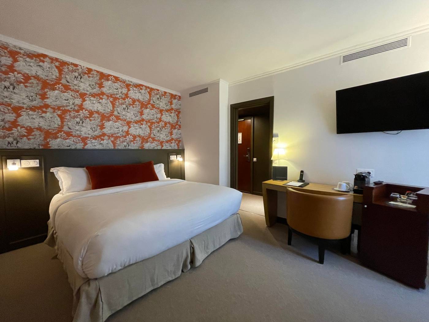 Pergolese-Paris-Room-14