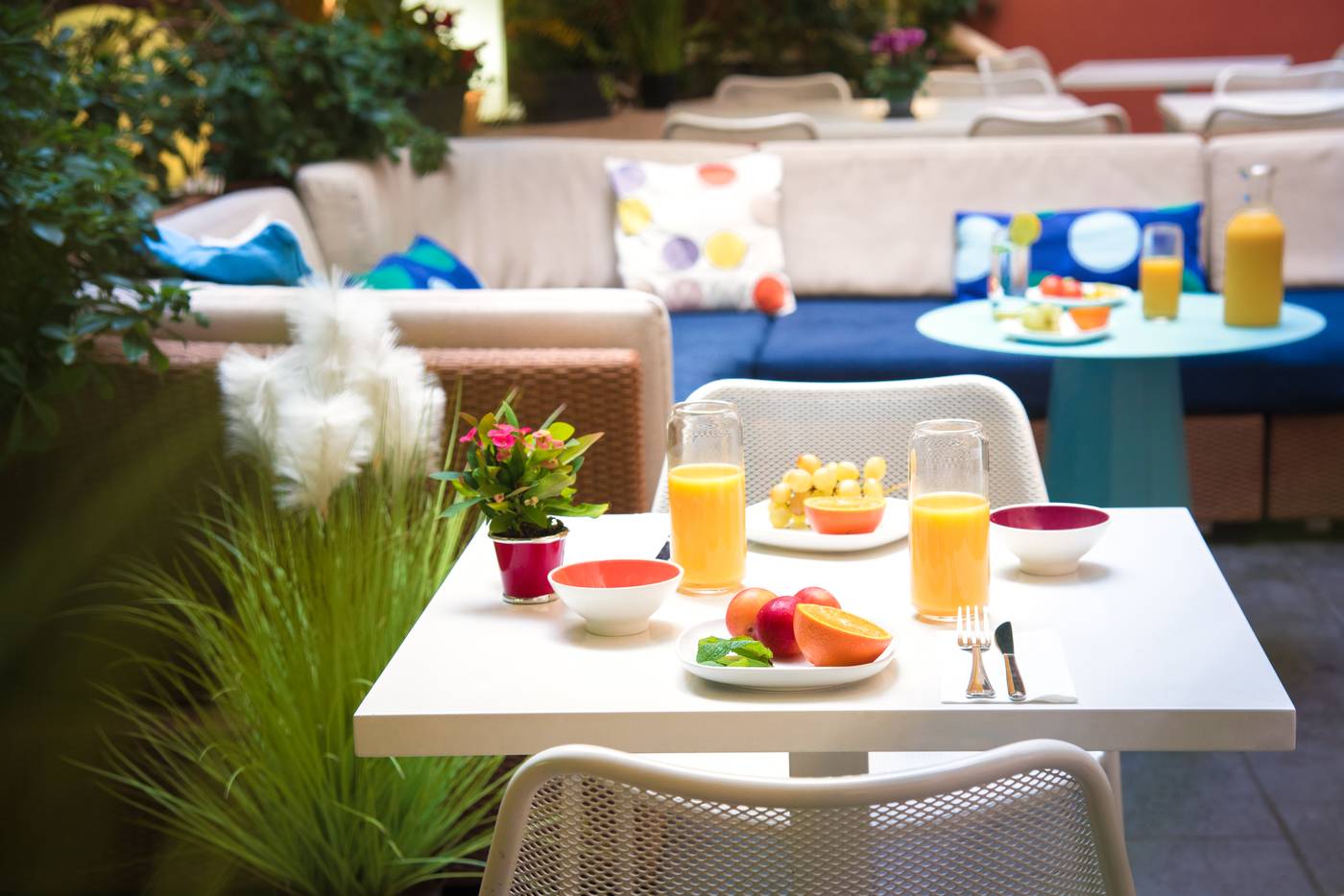 Novotel-Suites-Cannes-Centre-Restaurant-9