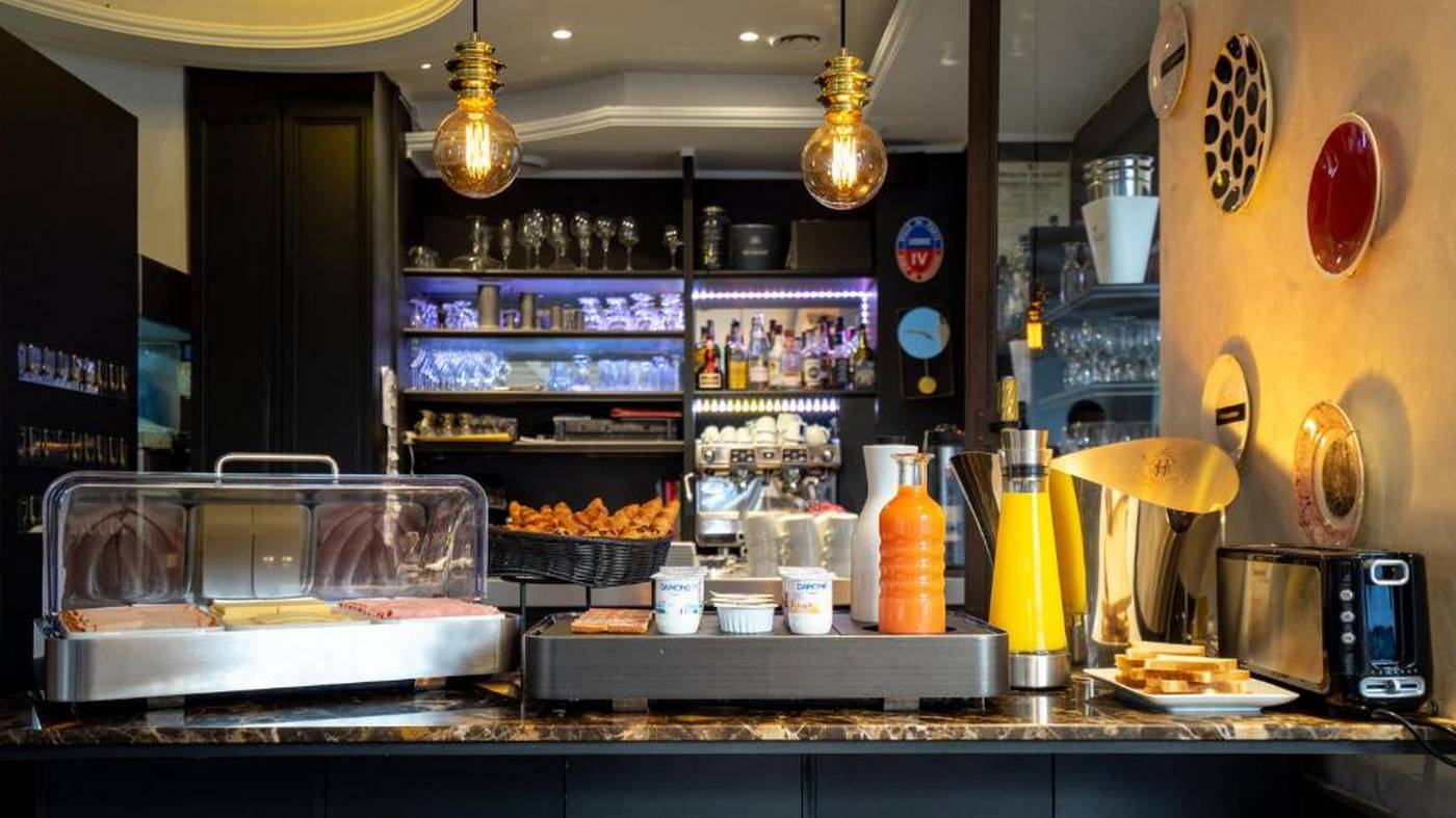 Royal-Opera-Restaurant-11