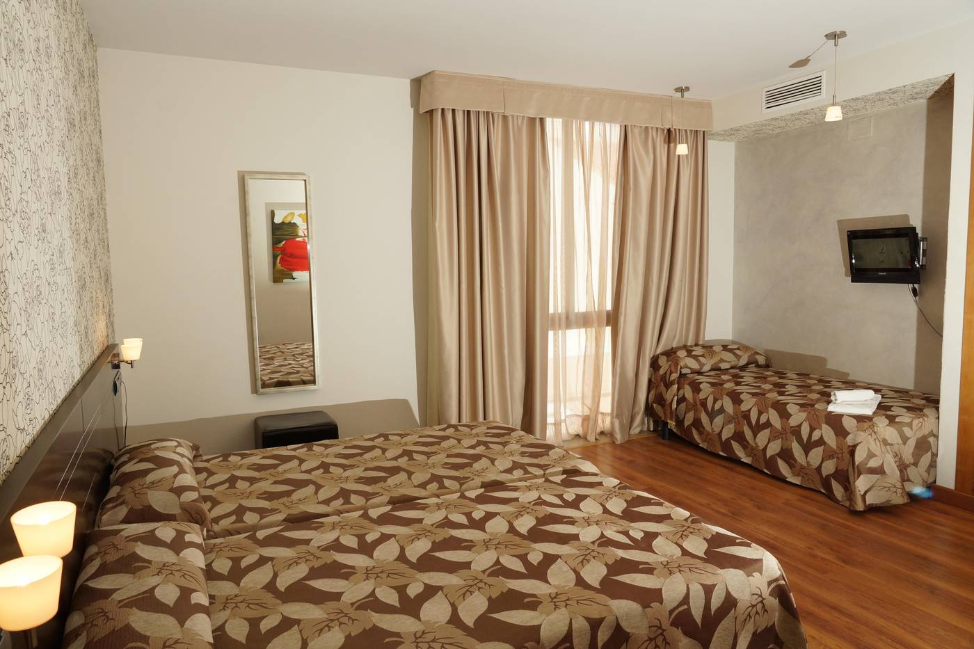 Don-Agustin-Room-5