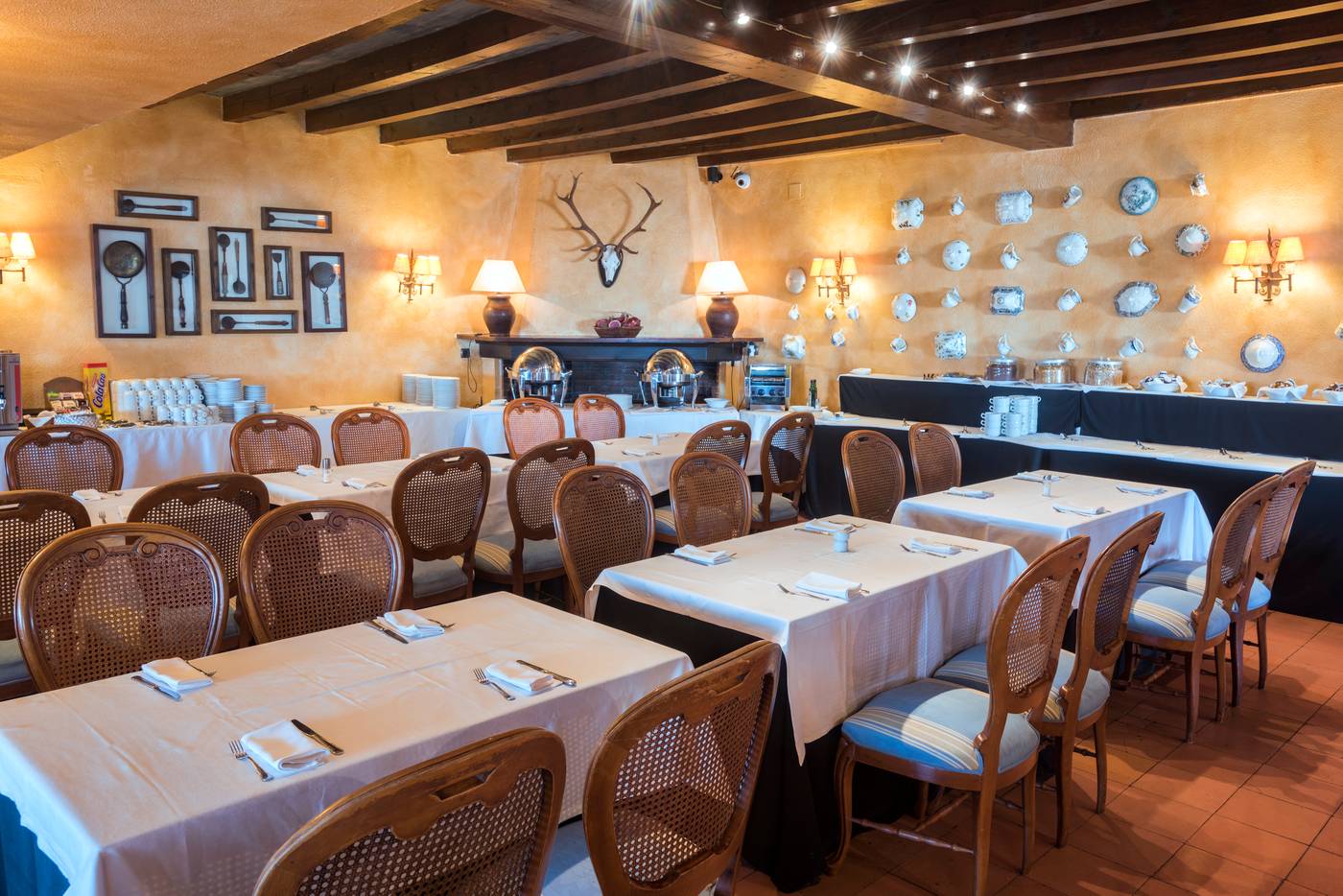 Gran-Hotel-Rey-Don-Jaime-Restaurant-32