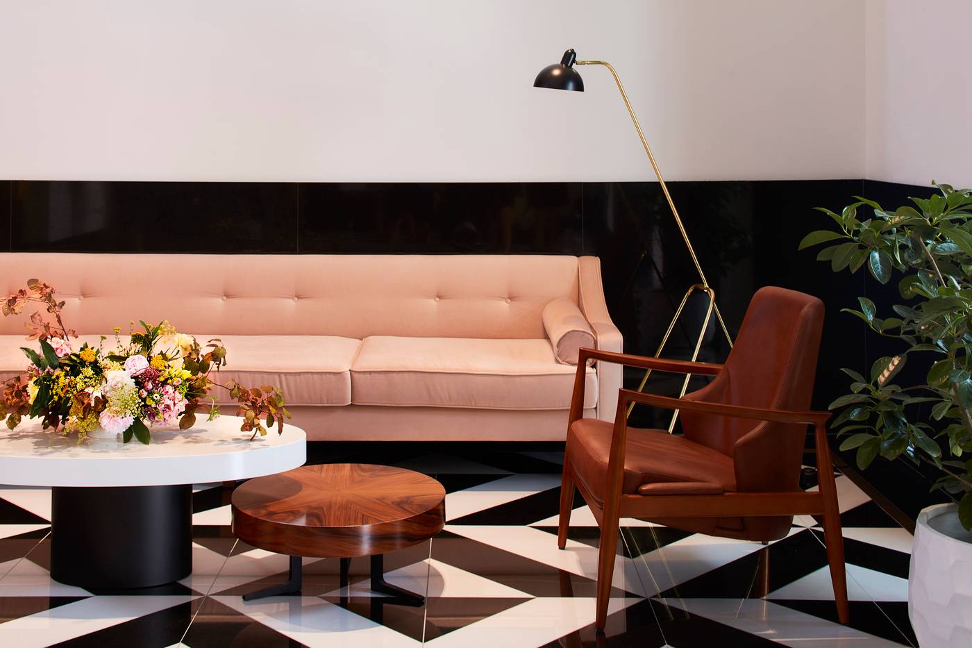 The-Lumiares-Lobby-13