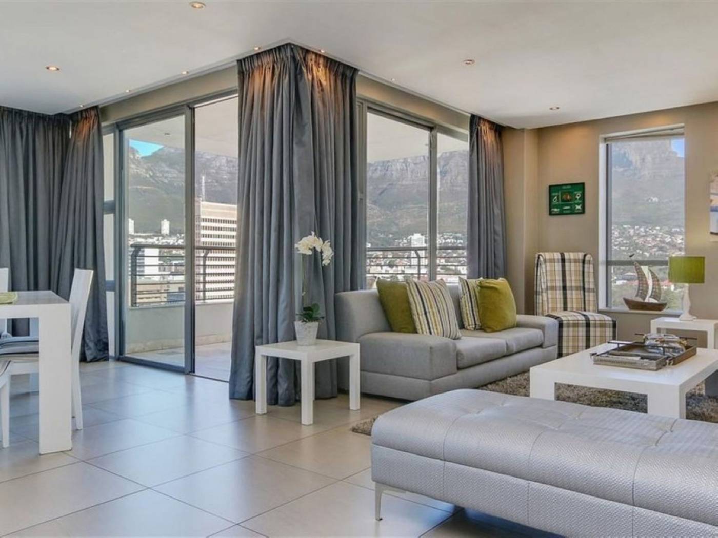 Mandela-Rhodes-Place-Hotel---Spa-Room-49