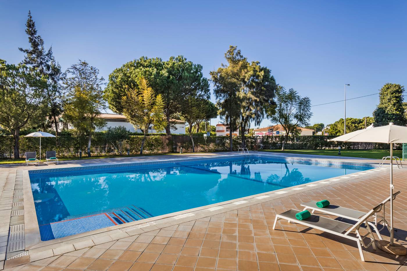 The-Patio-Suite-Hotel-Pool-6