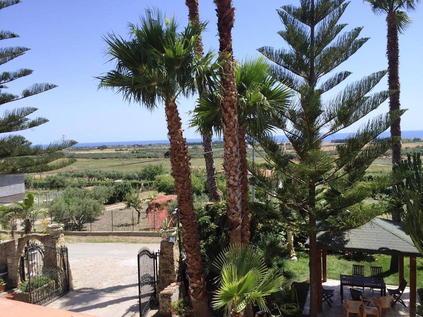 Hotel Ristorante L'Orizzonte-Italy-LOC LE CASTELLA-General view-6