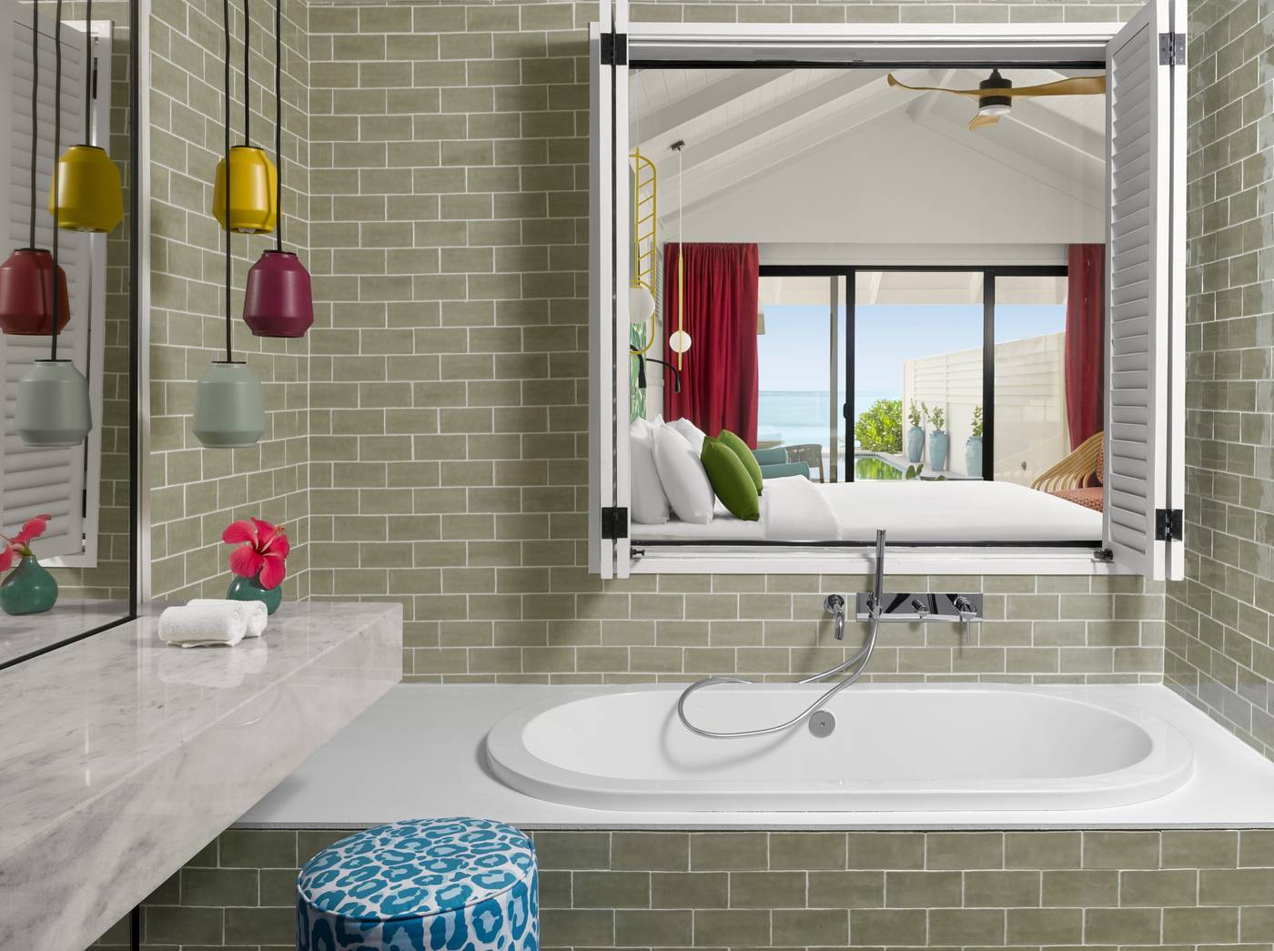 Villa Park, Sun Island