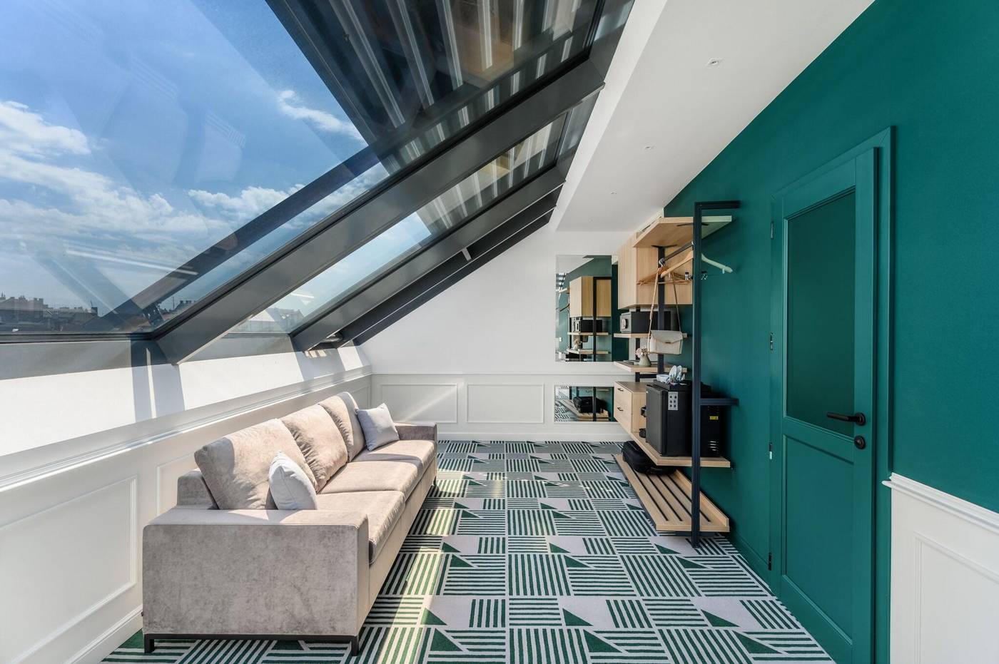 Hotel-Oktogon-Haggenmacher-Room-1