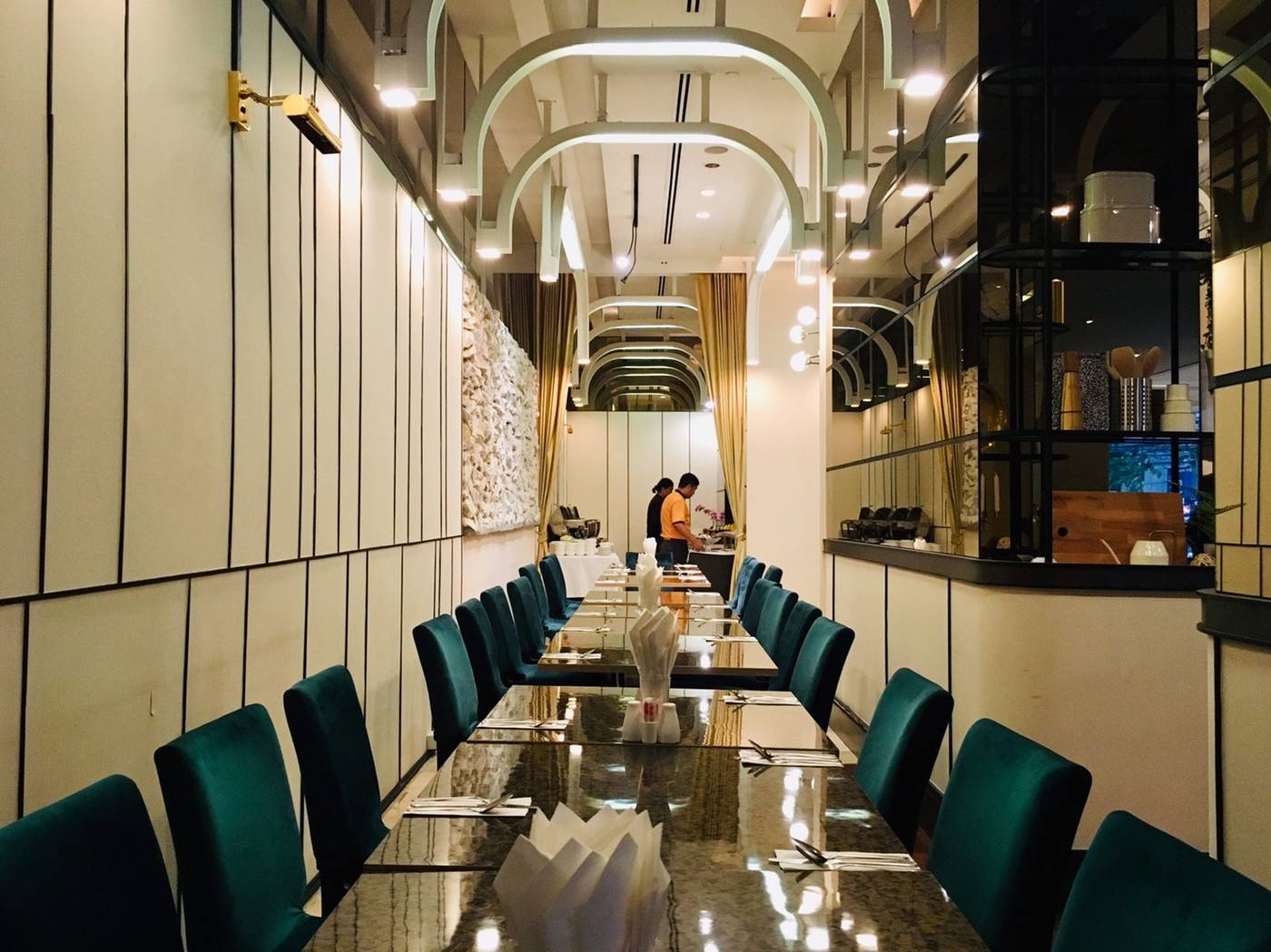 The-Duchess-Hotel-Restaurant-13