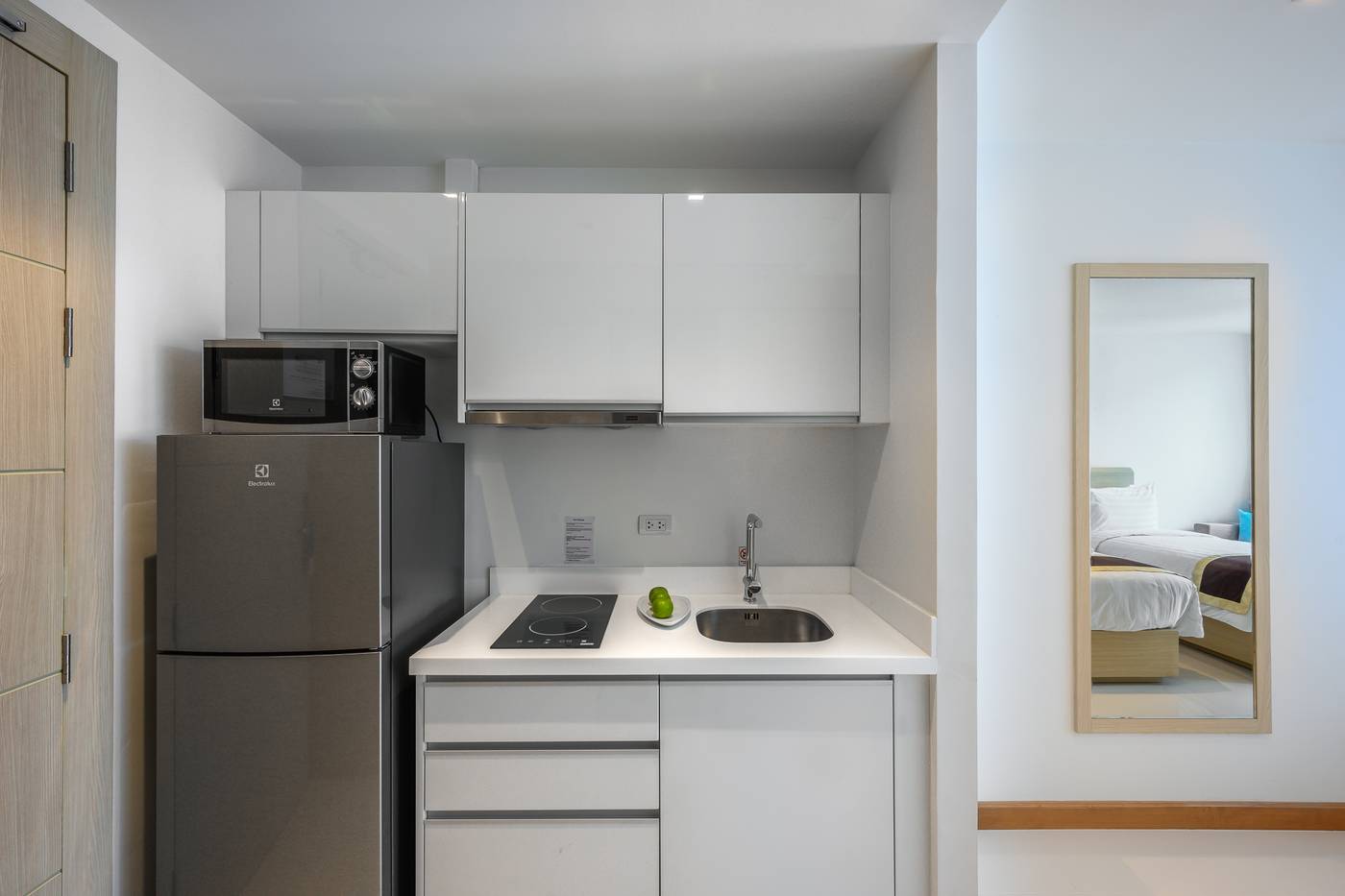 The-Beachfront-Hotel-Phuket-Room-44