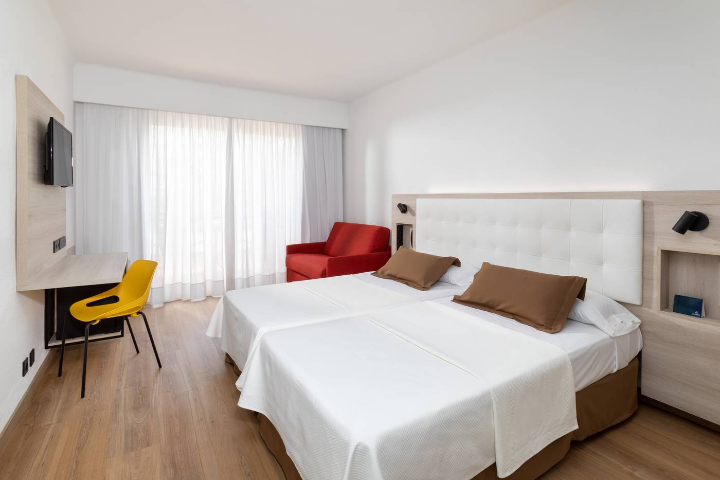 Alexandre-Hotel-Gala-Room-30