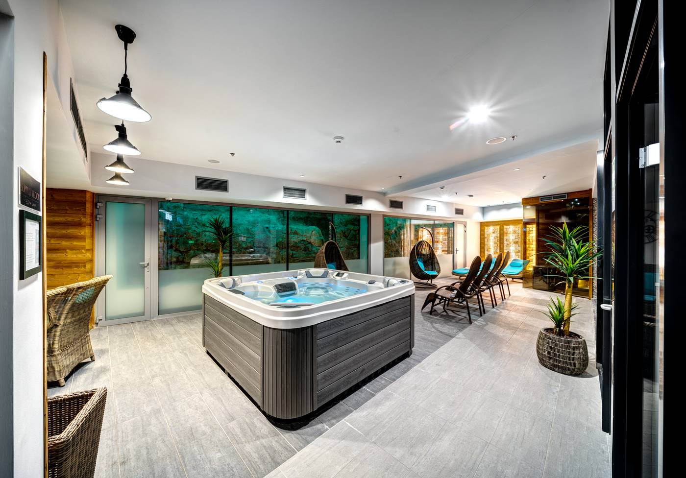 Hotel-Memories-OldTown-Pool-47