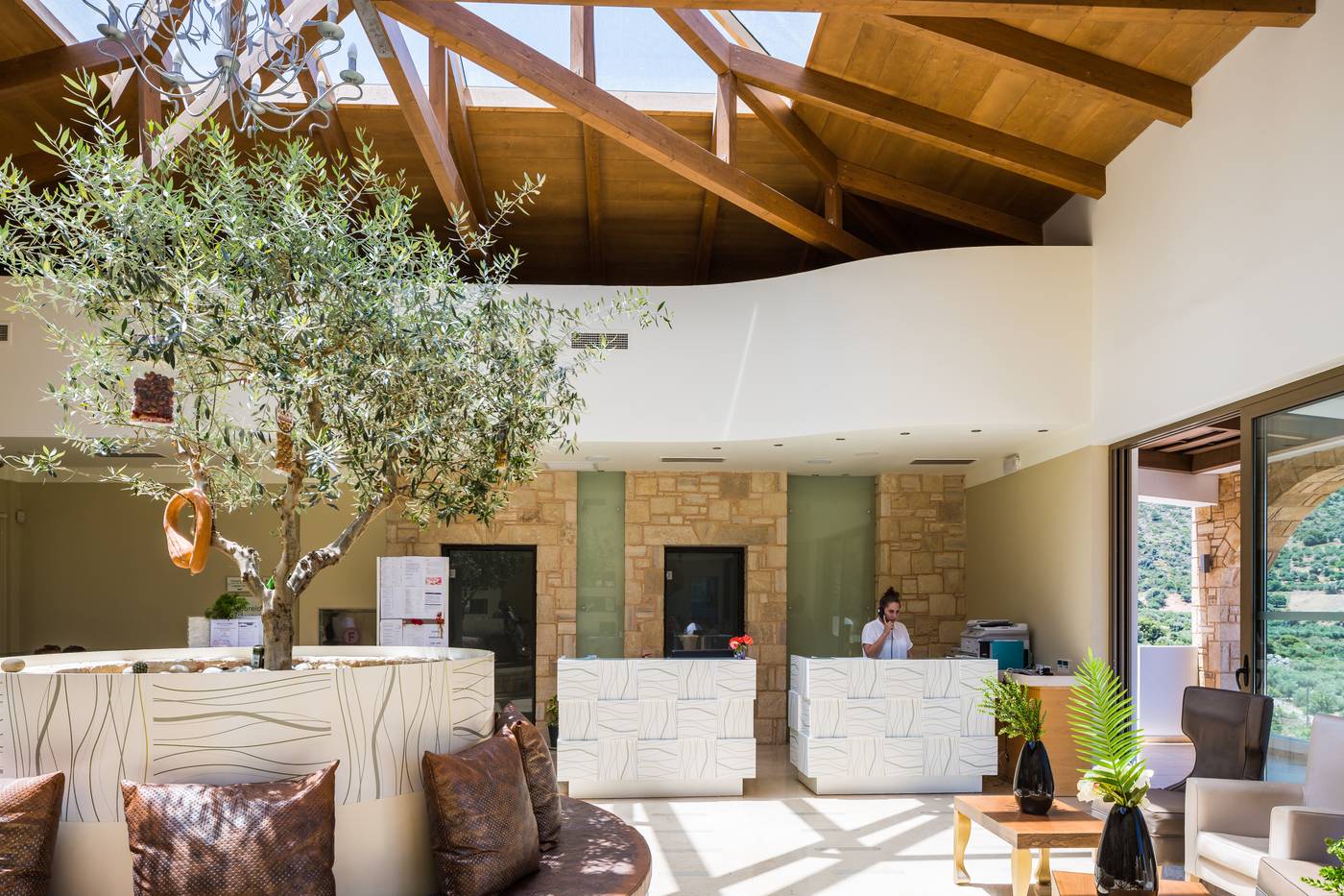 Filion-Suites-Resort---Spa-Lobby-60
