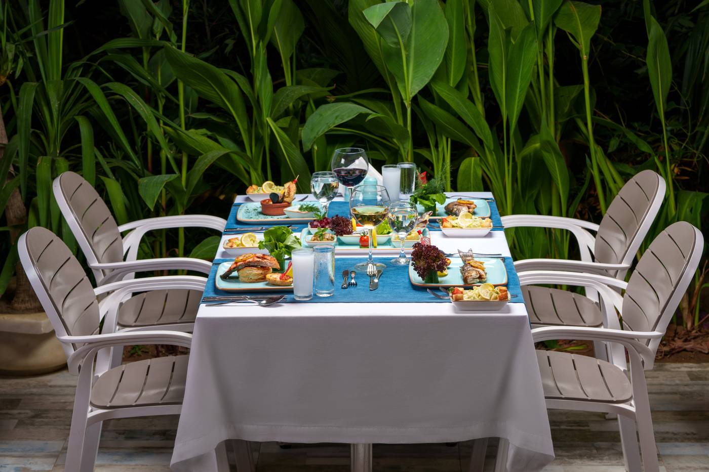 Royal-Garden-Beach-Restaurant-86